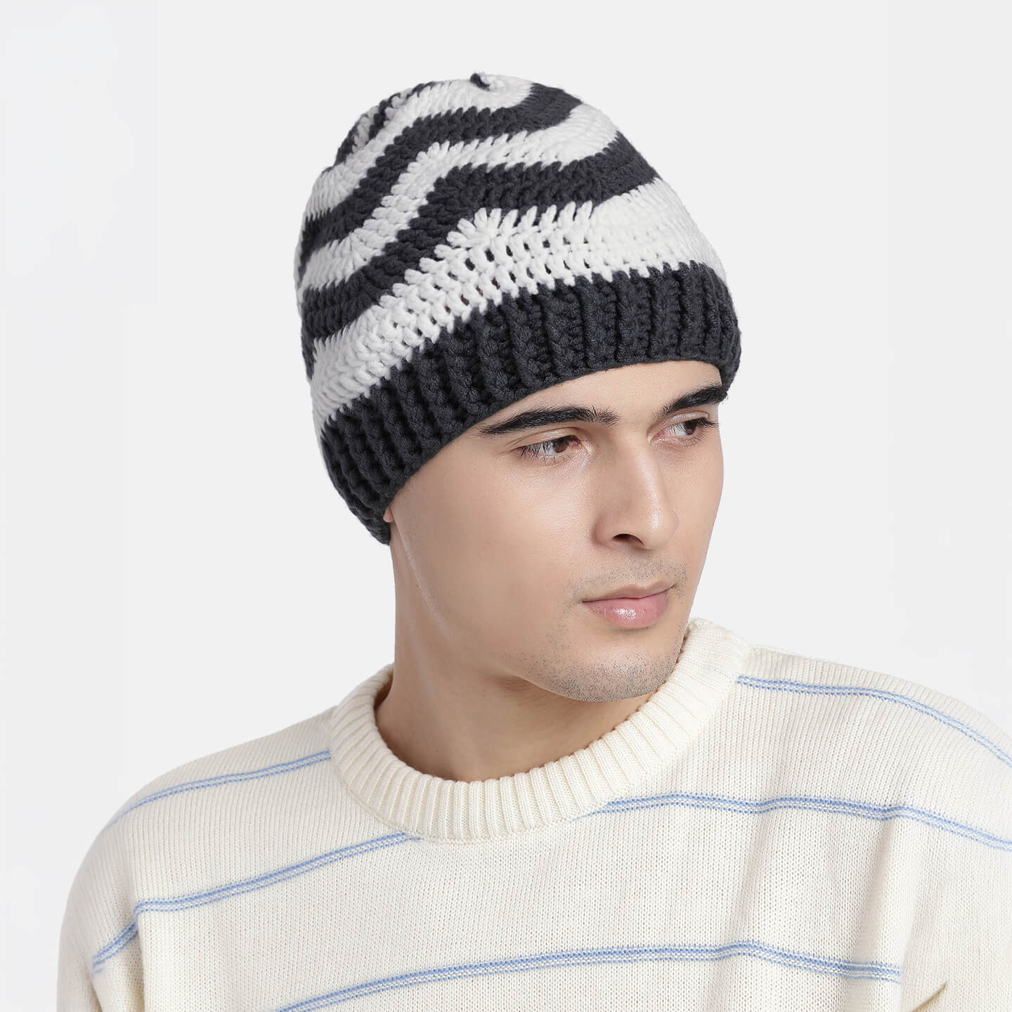 美品 chiiiibag Knit Beanie gray Handmade Crochet Zig zag Beanie - Charcoal Grey 10658 – Magic Needles