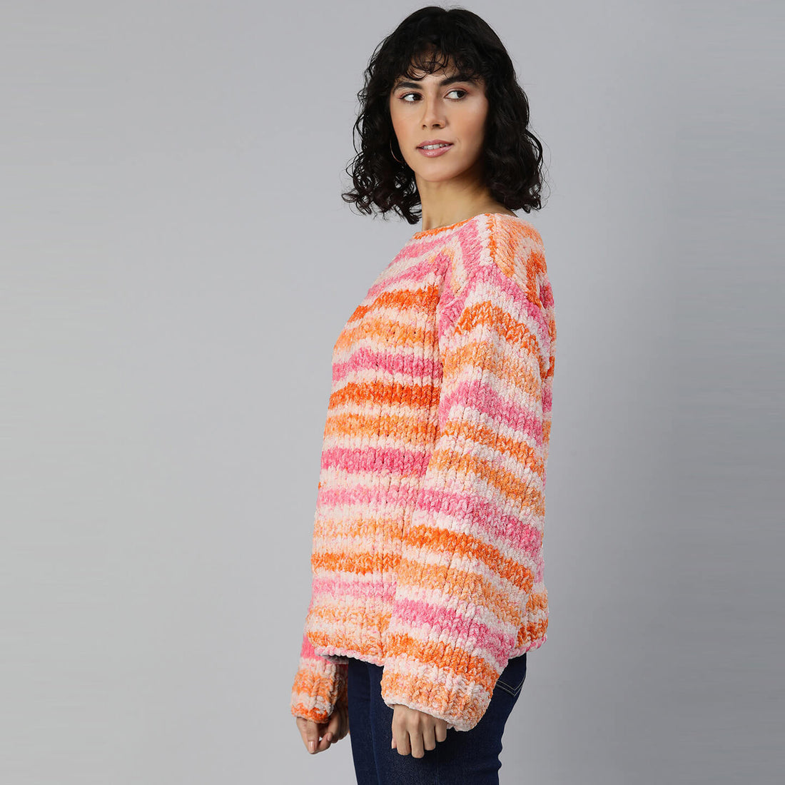 Knitted Soft Chenille Pullover - 3364