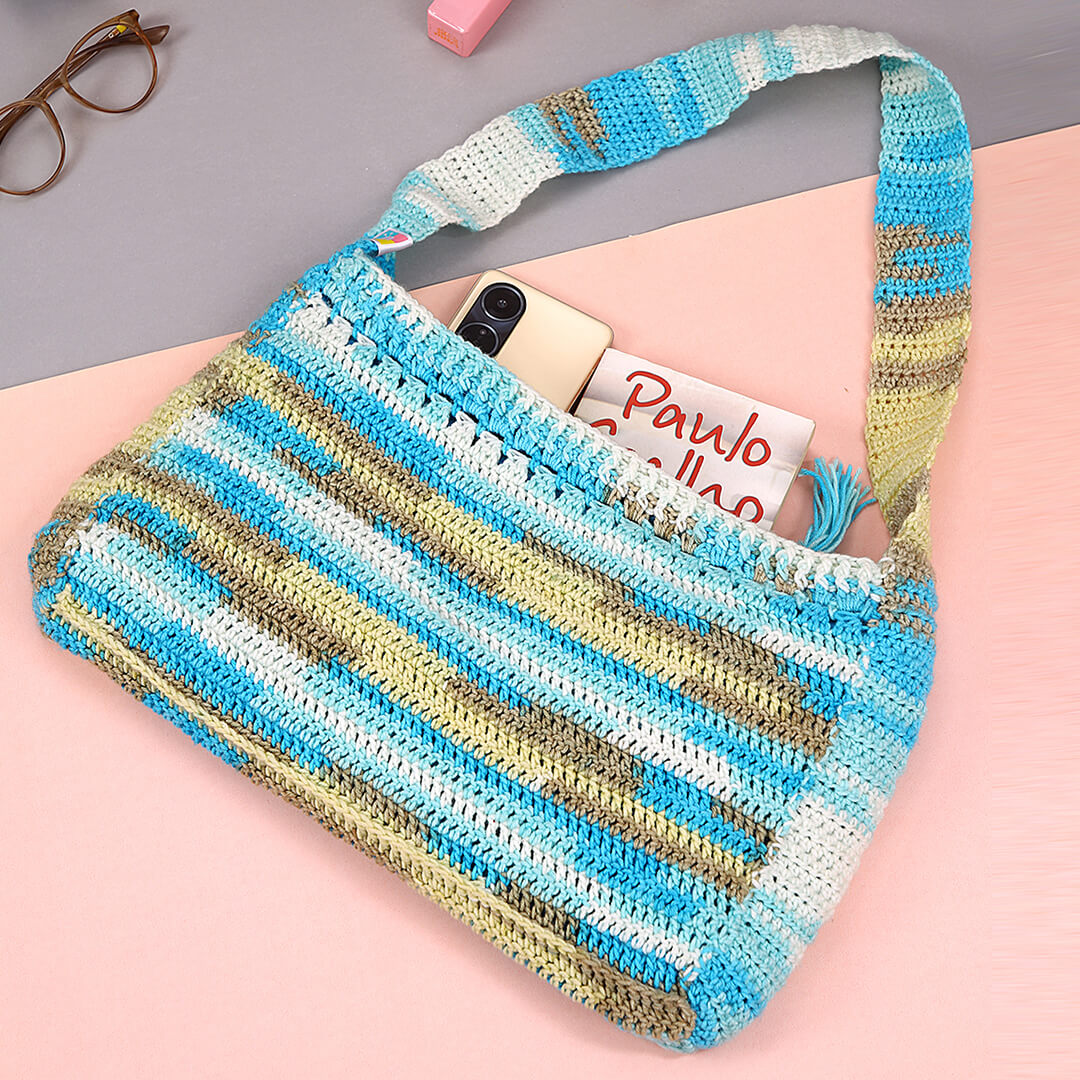 DK Magic Anti-Pill Cake Yarn by Hobby Store - 7131