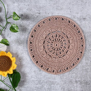 Crochet Mandala Wall Art - Boho Decor - 20 cm - Beige