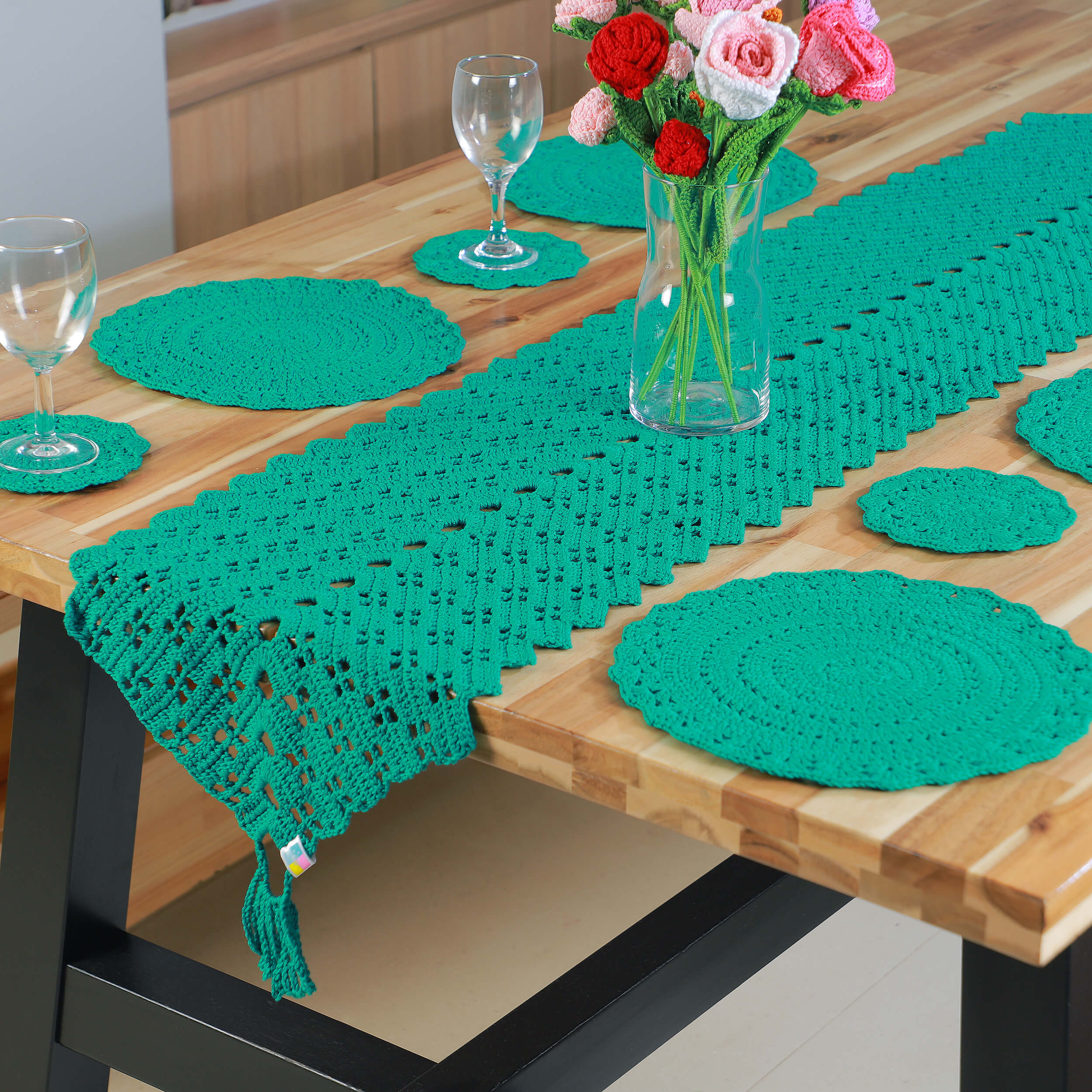 Handmade Table Runner, Placemats & Coasters Set - 10384 Green