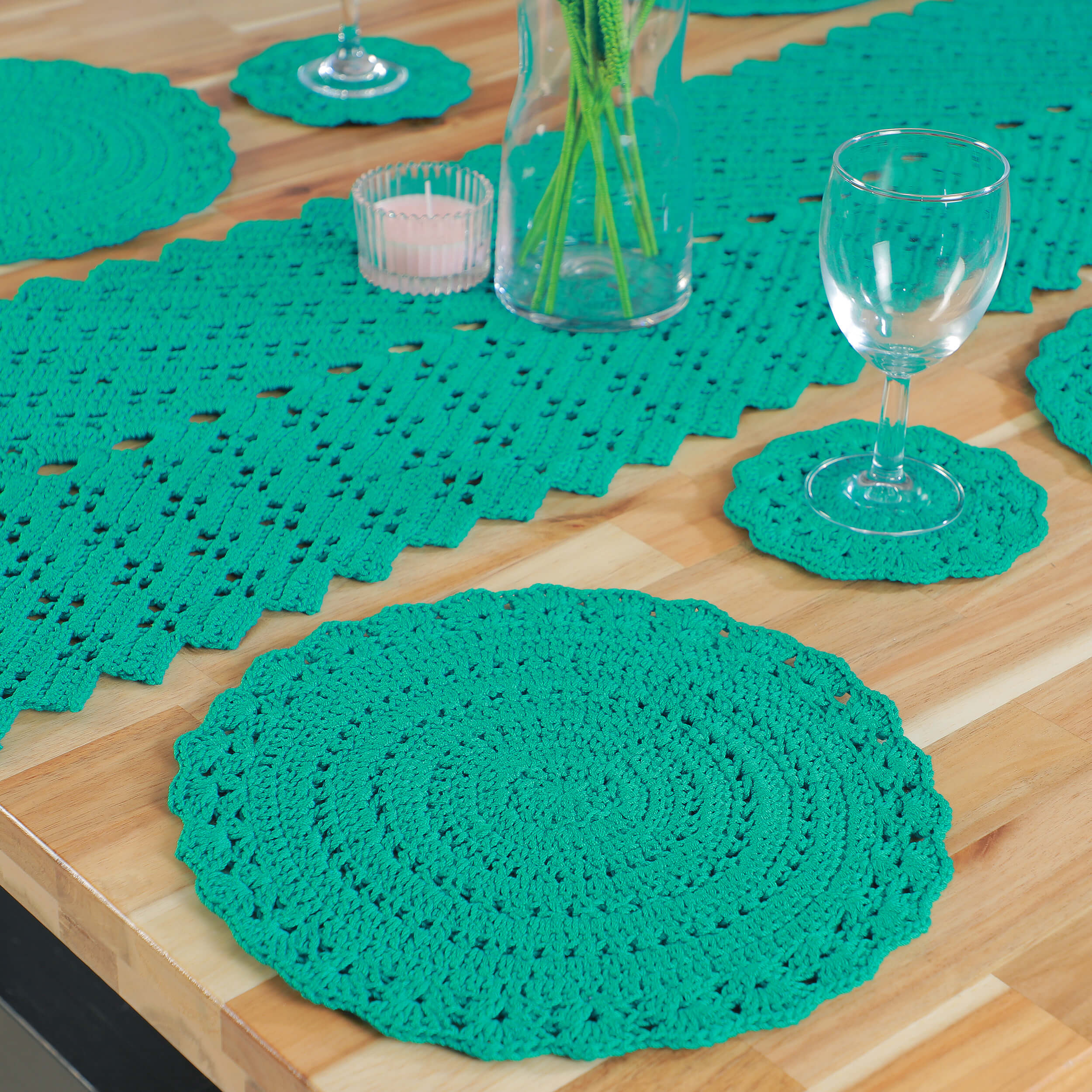 Handmade Table Runner, Placemats & Coasters Set - 10384 Green