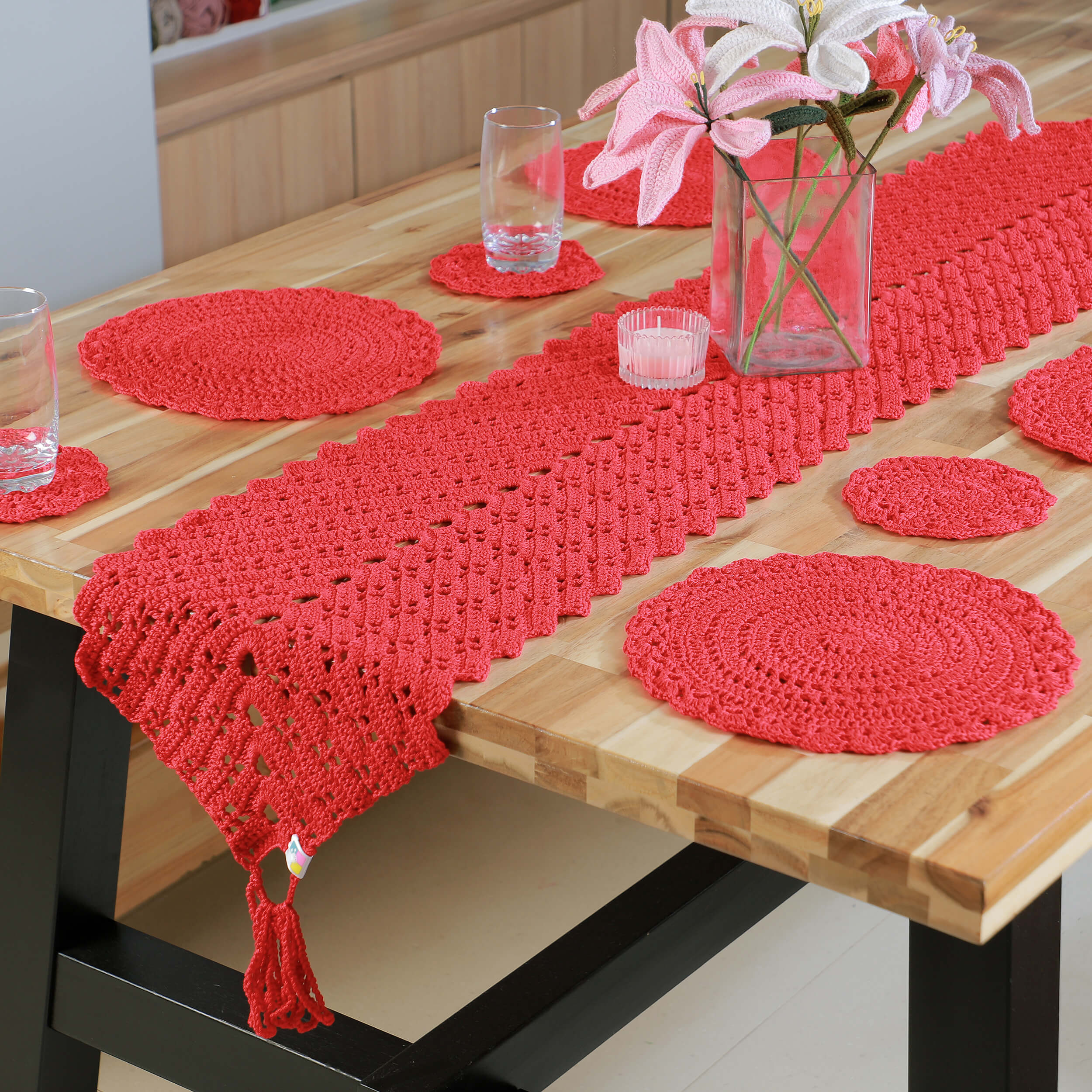 Handmade Table Runner, Placemats & Coasters Set - 10385 Red