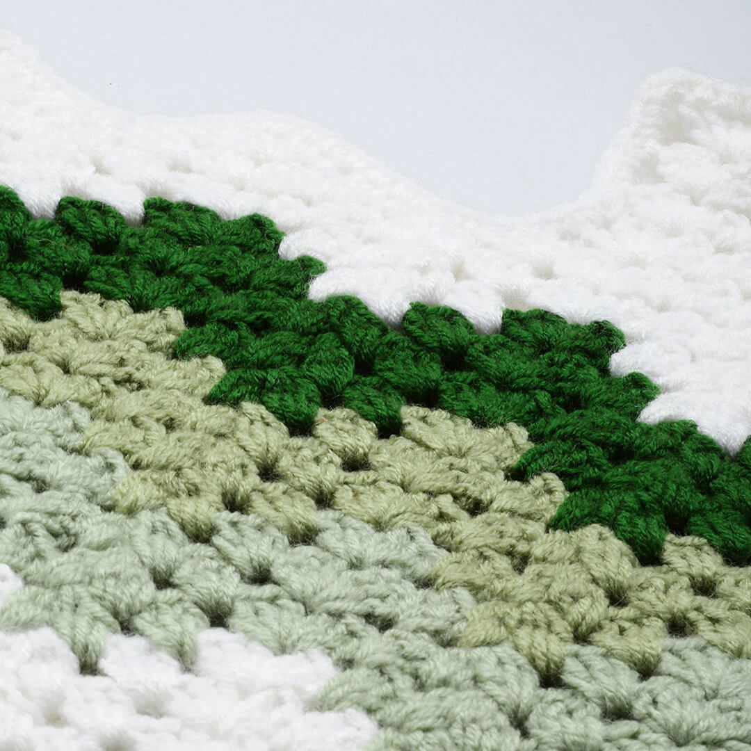 Green Handmade Self Design Waves Crochet Pullover - 10416