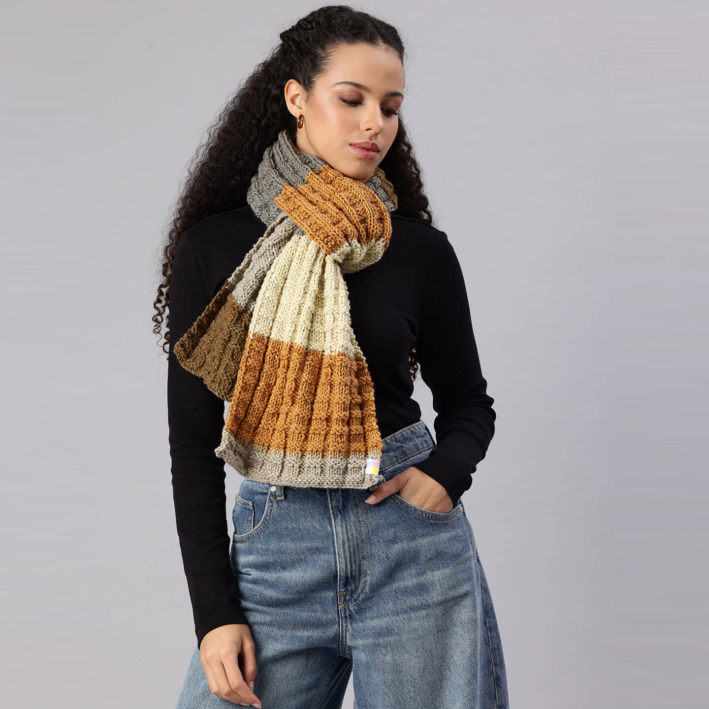 Multicolor Handmade Knitted Scarf - 10434