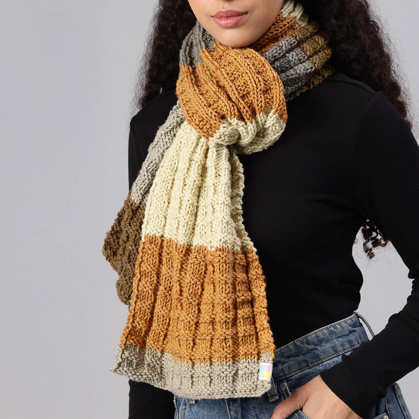 Multicolor Handmade Knitted Scarf - 10434