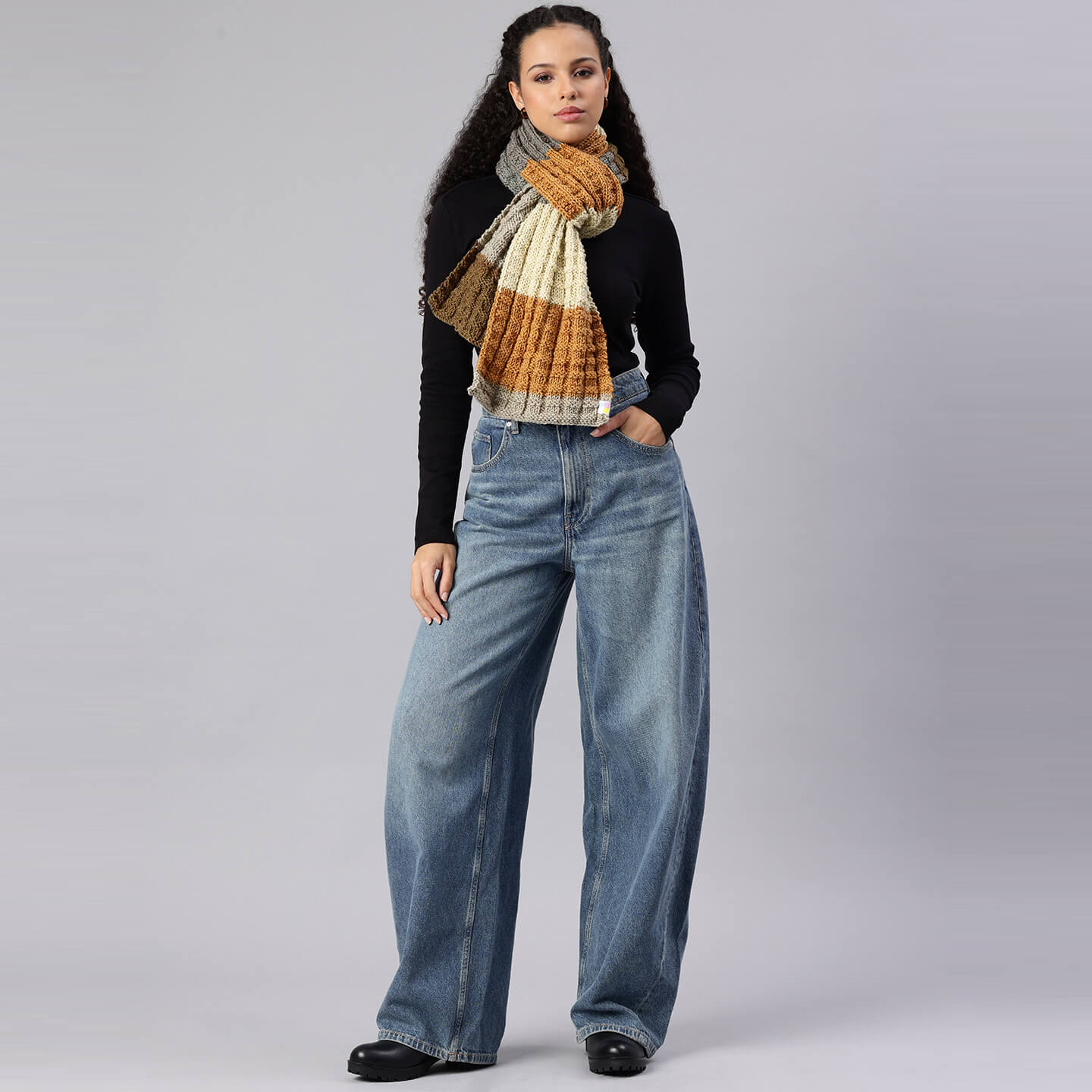 Multicolor Handmade Knitted Scarf - 10434