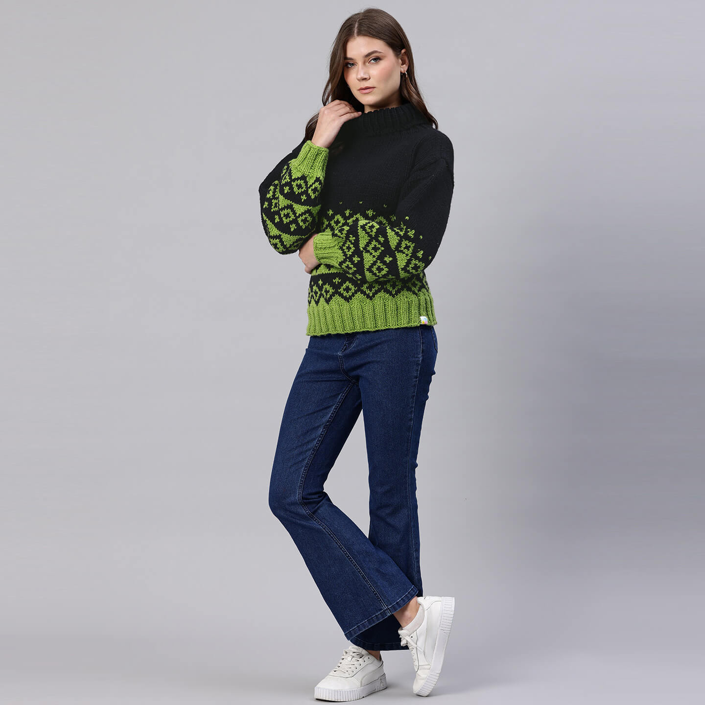 Handmade Knitted Icelandic Design Pullover - 10604