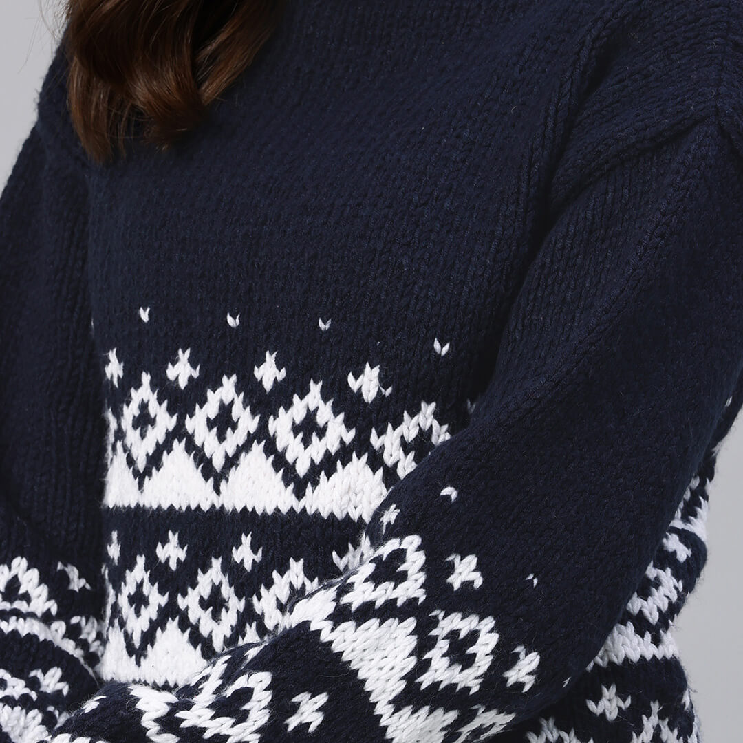 Handmade Knitted Icelandic Design Pullover - 10605