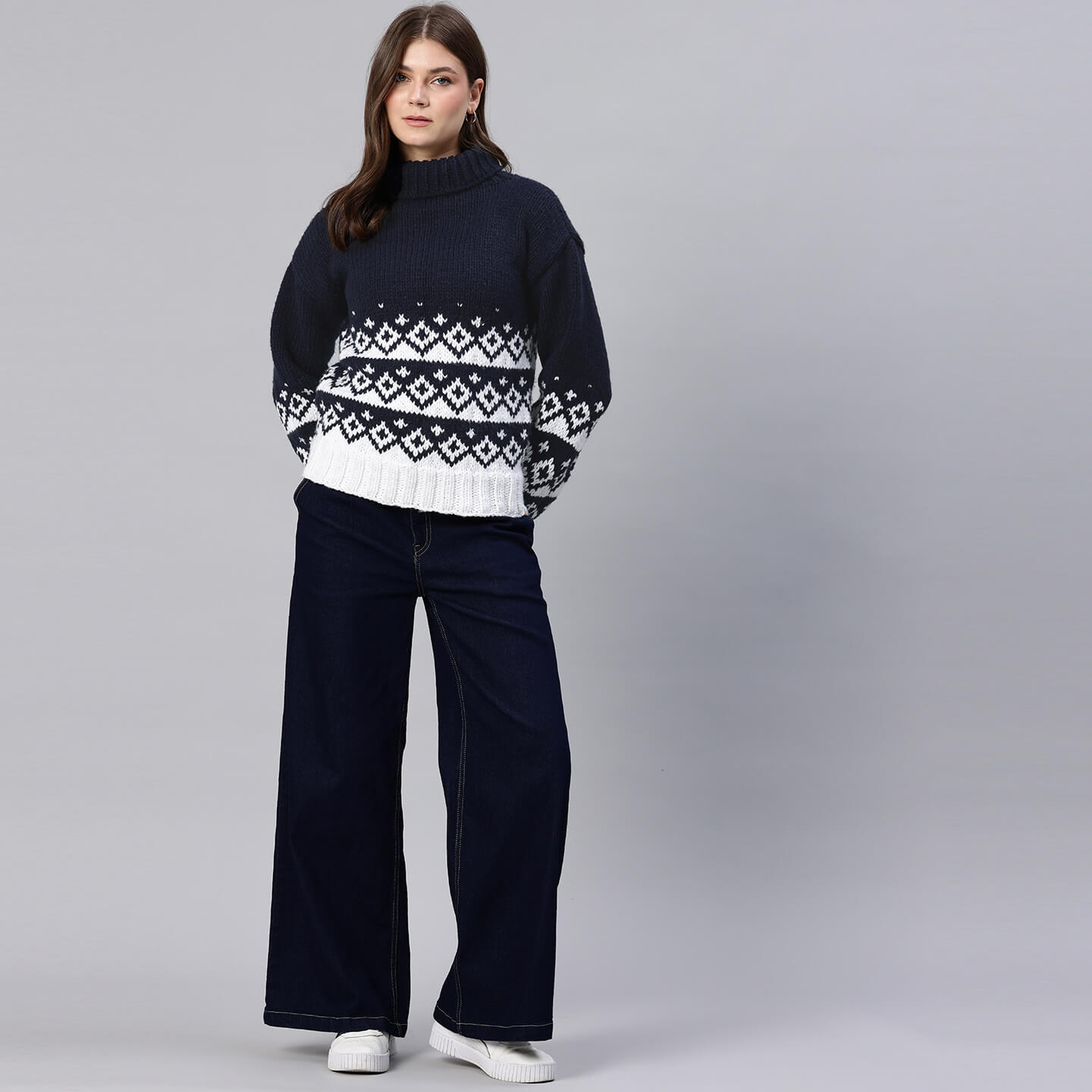 Handmade Knitted Icelandic Design Pullover - 10605