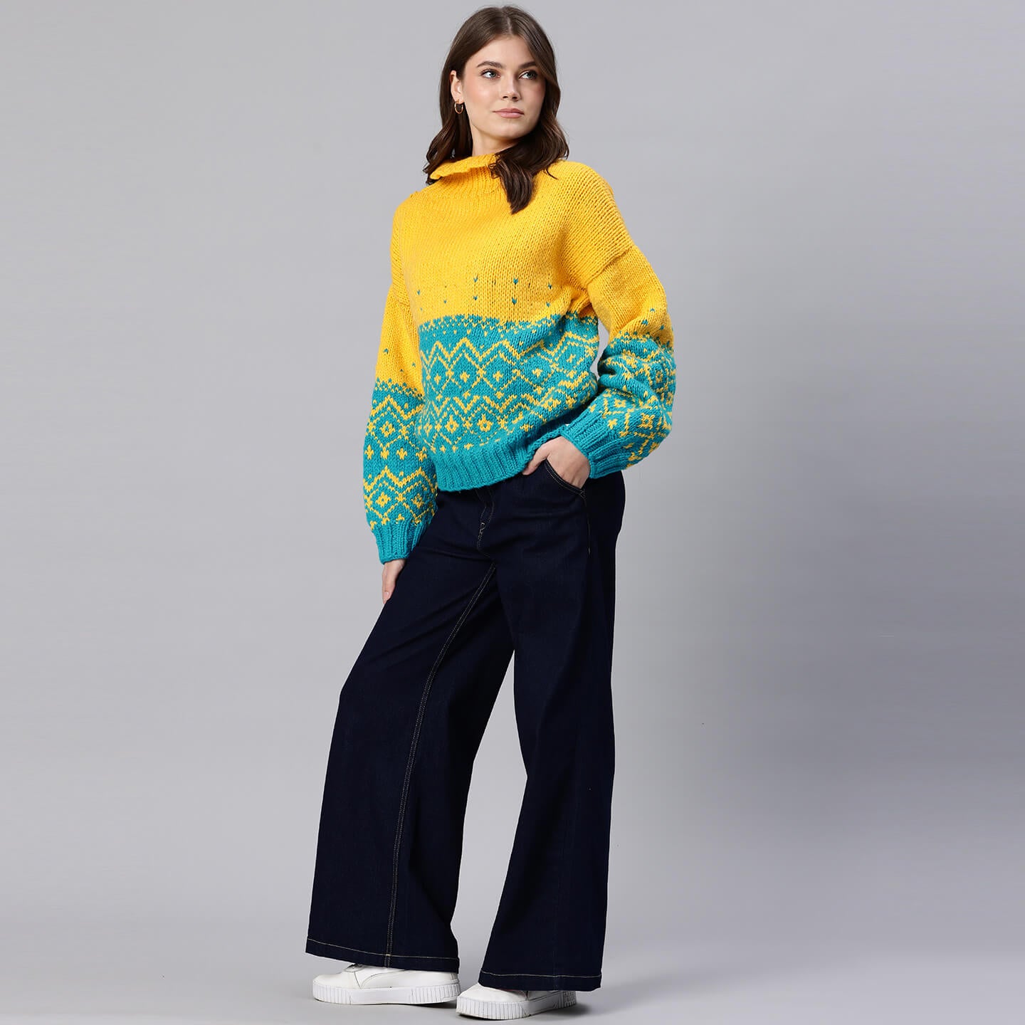 Handmade Knitted Icelandic Design Pullover - 10607