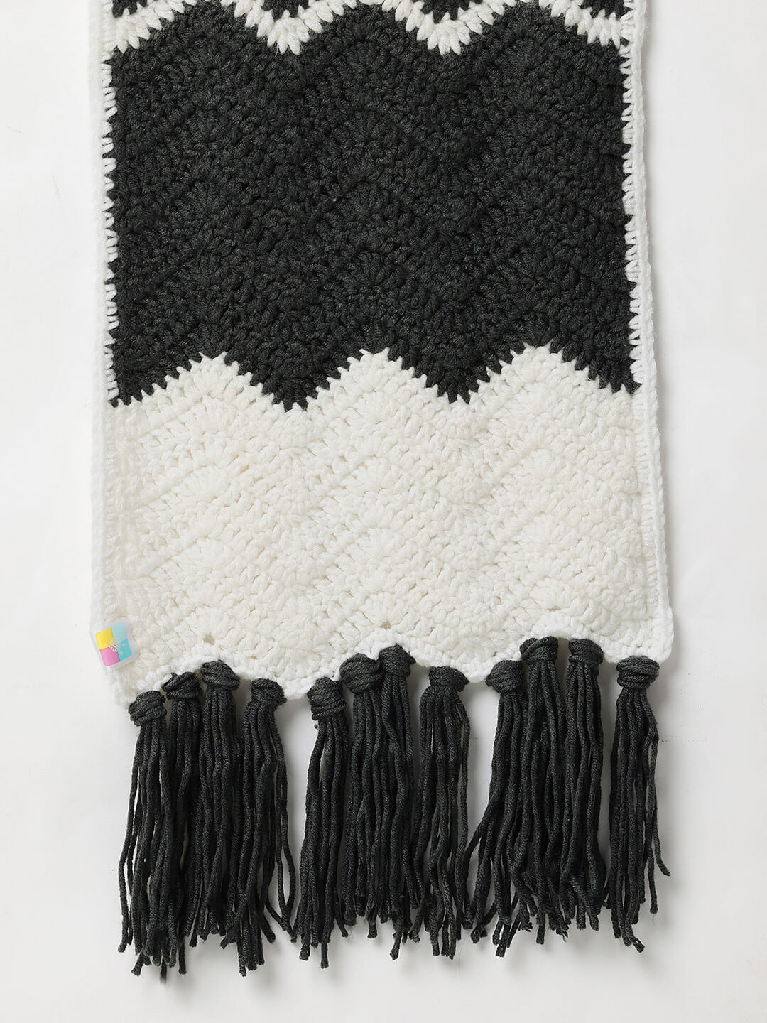 Handmade Crochet Zig Zag Scarf - 10640
