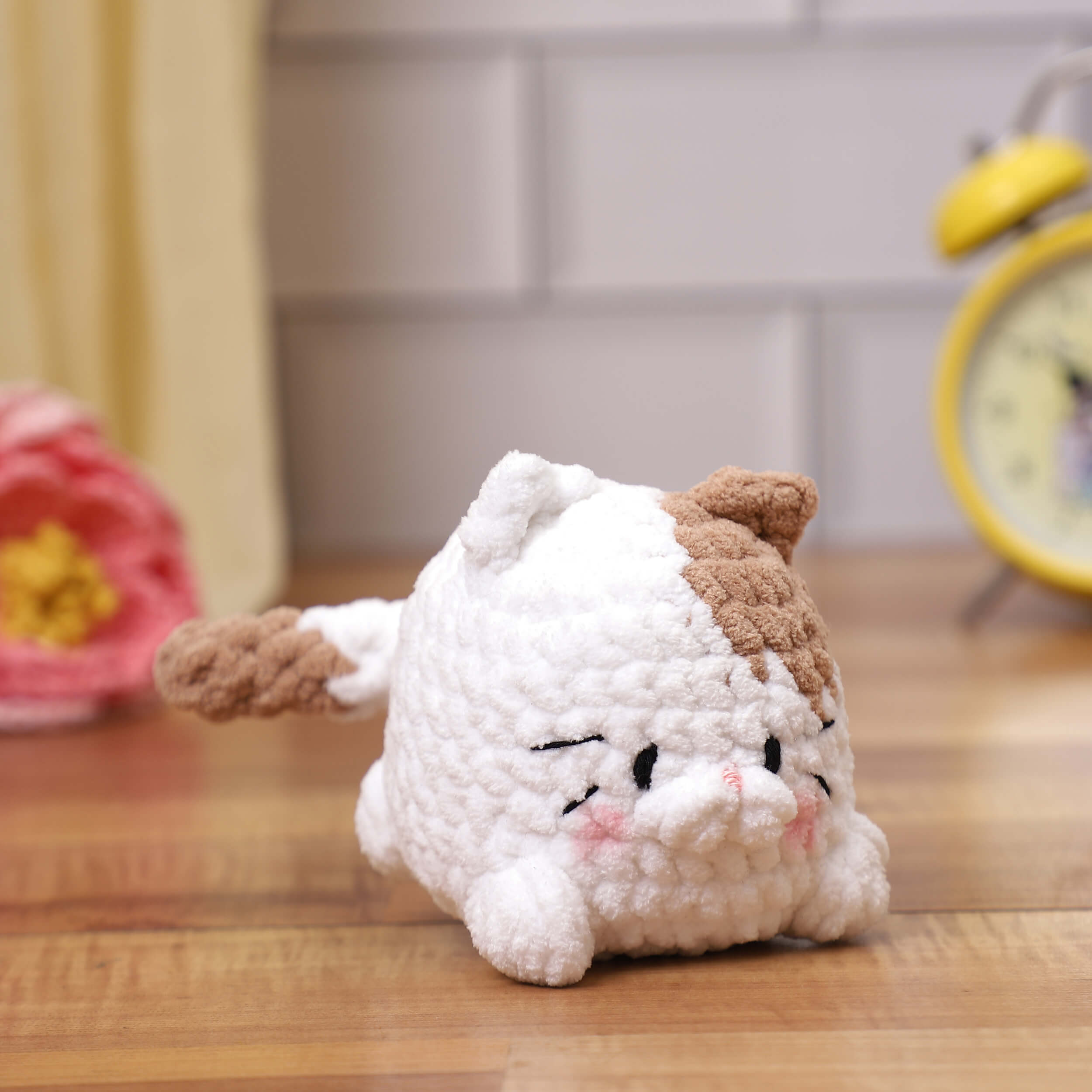 Handmade Amigurumi Plush Chubby Kittie Toy - White/Mocha