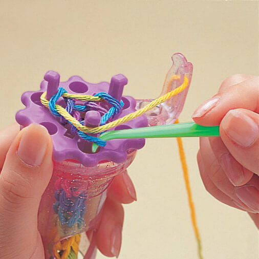 Wonder Knitter by Clover