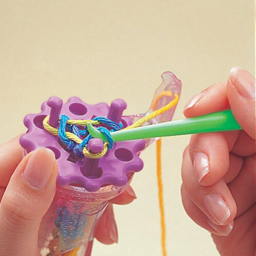 Wonder Knitter by Clover