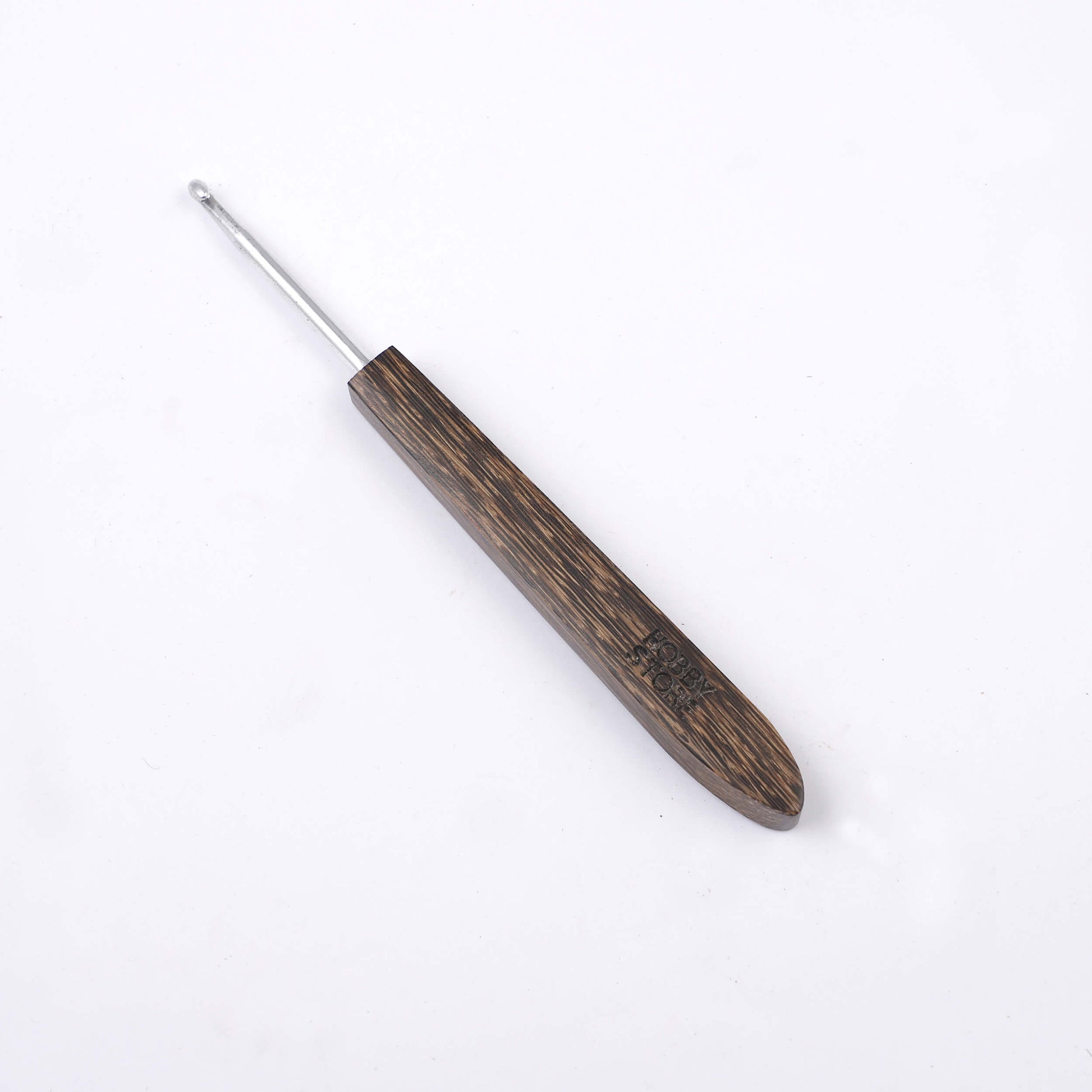 Aluminium Crochet Hook with Palm Wood Handle by Hobby Store - 4.5 mm