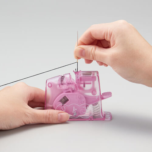“Quick” Desk Needle Threader by Clover