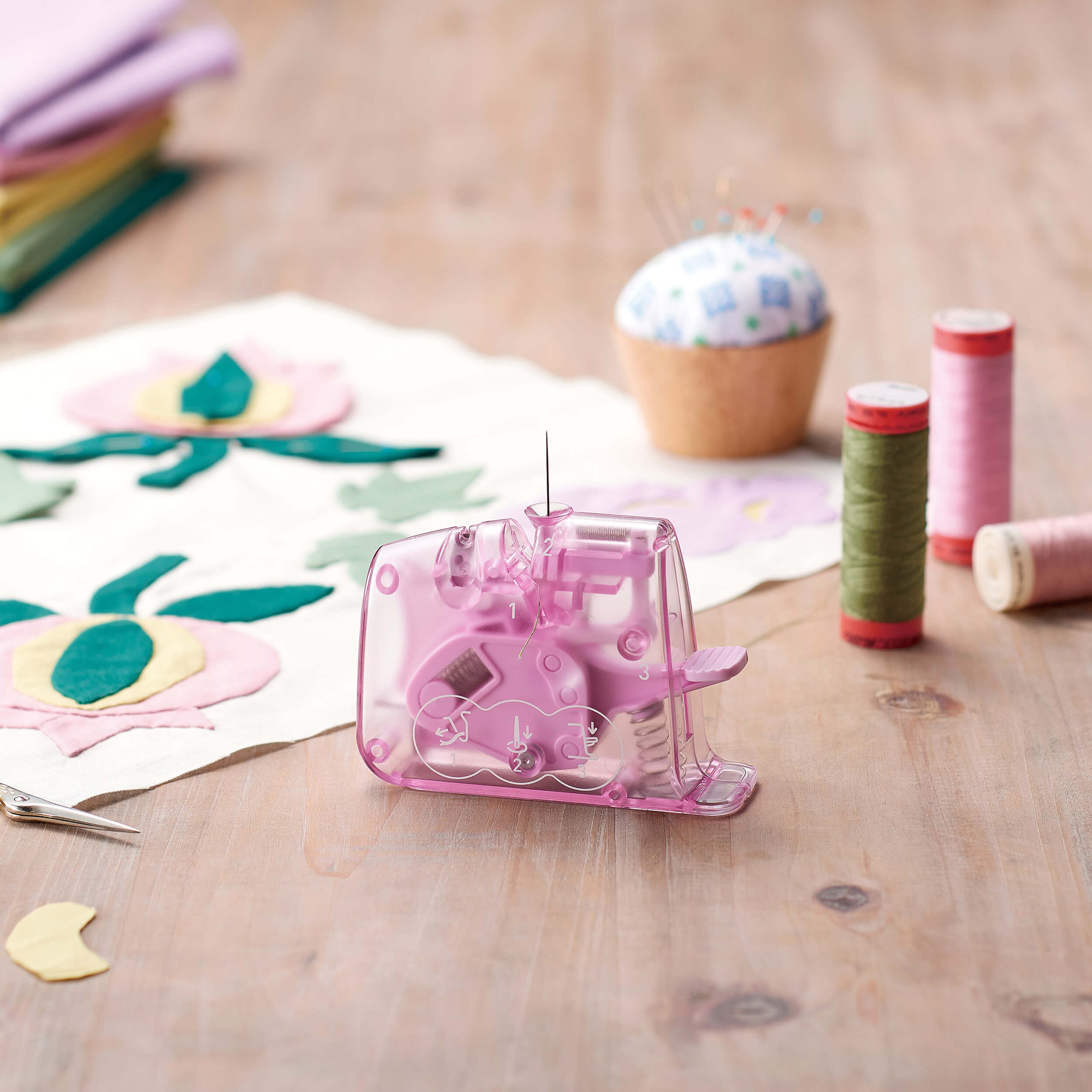 “Quick” Desk Needle Threader by Clover