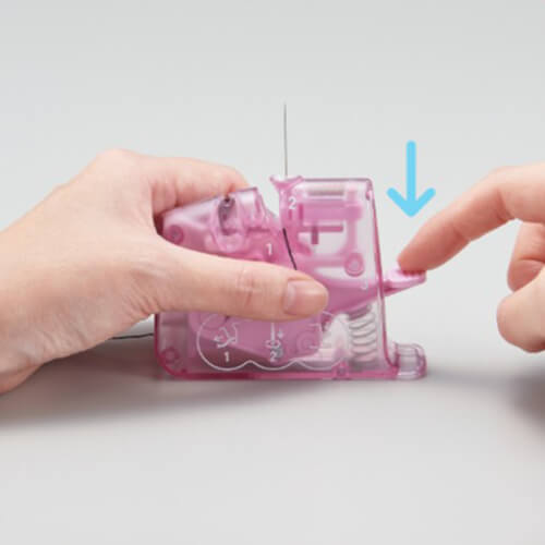 “Quick” Desk Needle Threader by Clover