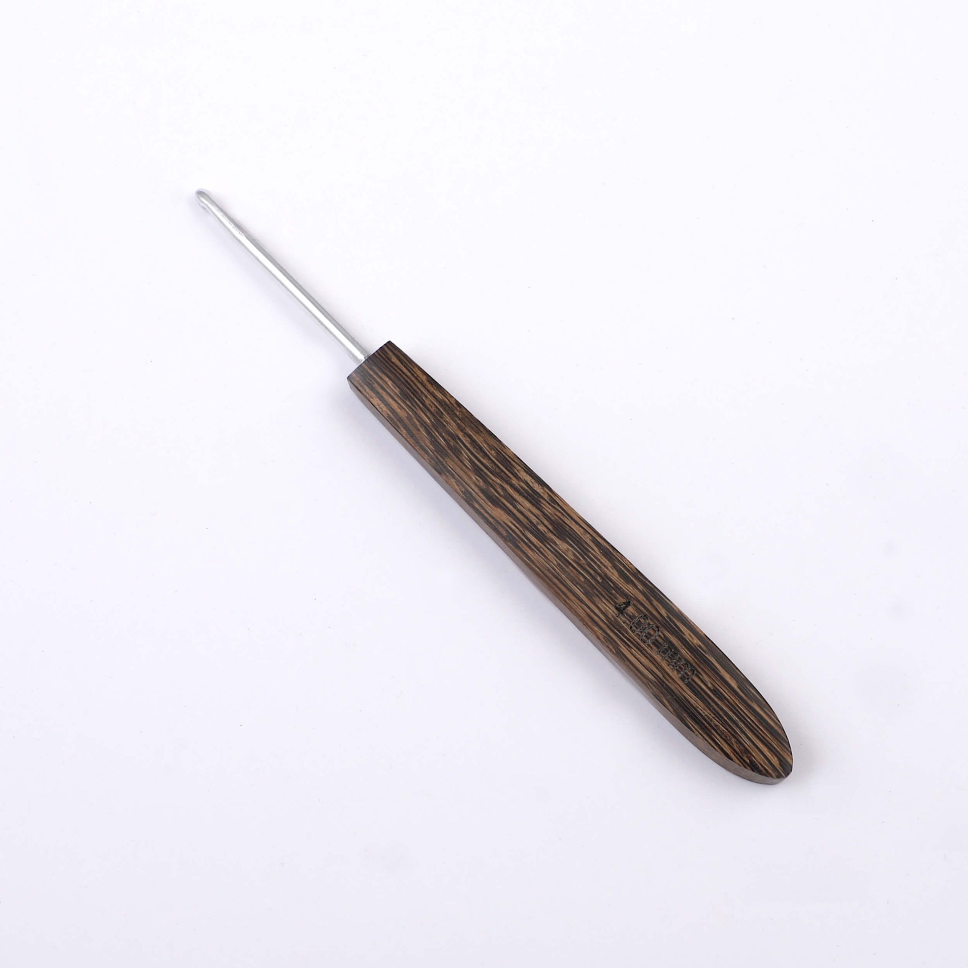 Aluminium Crochet Hook with Palm Wood Handle by Hobby Store - 4 mm