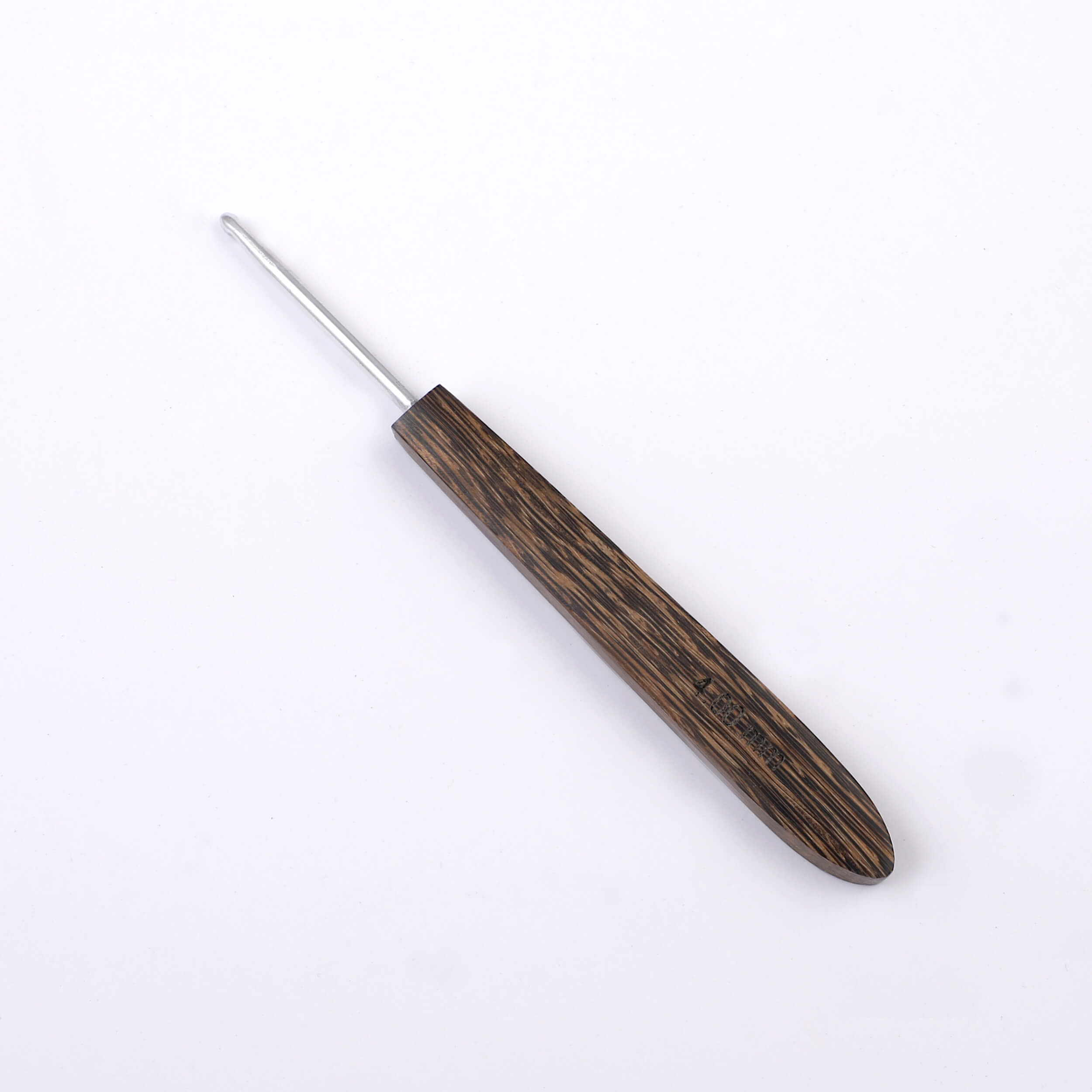 Aluminium Crochet Hook with Palm Wood Handle by Hobby Store - 4 mm