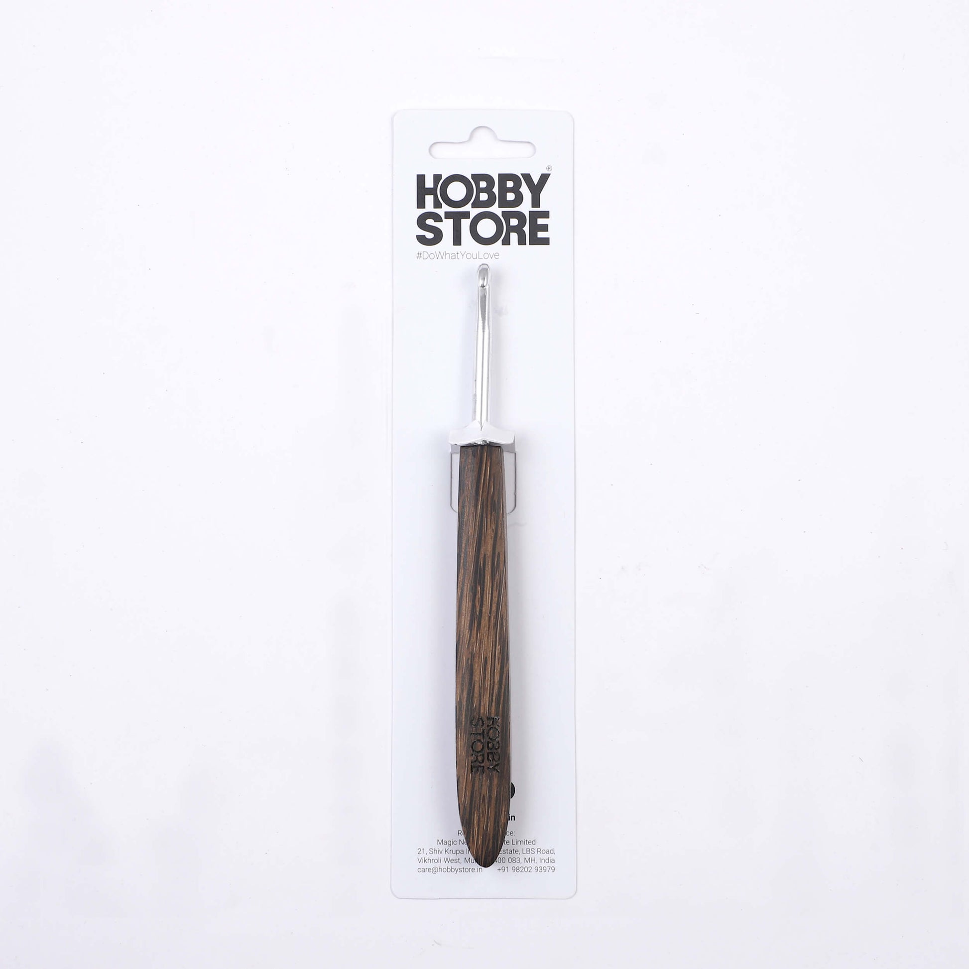 Aluminium Crochet Hook with Palm Wood Handle by Hobby Store - 5.5 mm