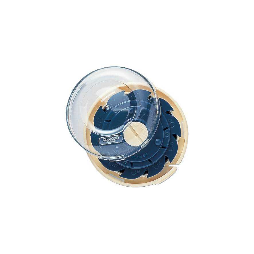 Dome Threaded Needle Case by Clover