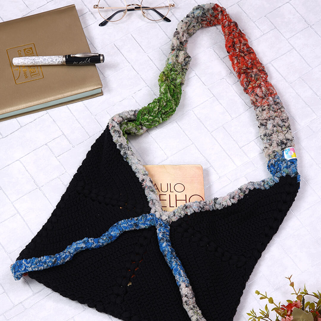 Checkered handbag - Black 3147