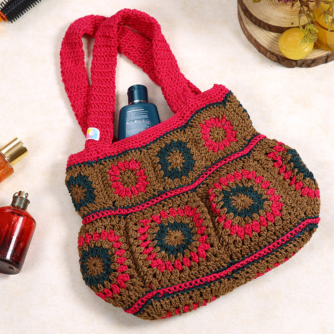 Crochet Handbag with lining and zipper - Brown 3315