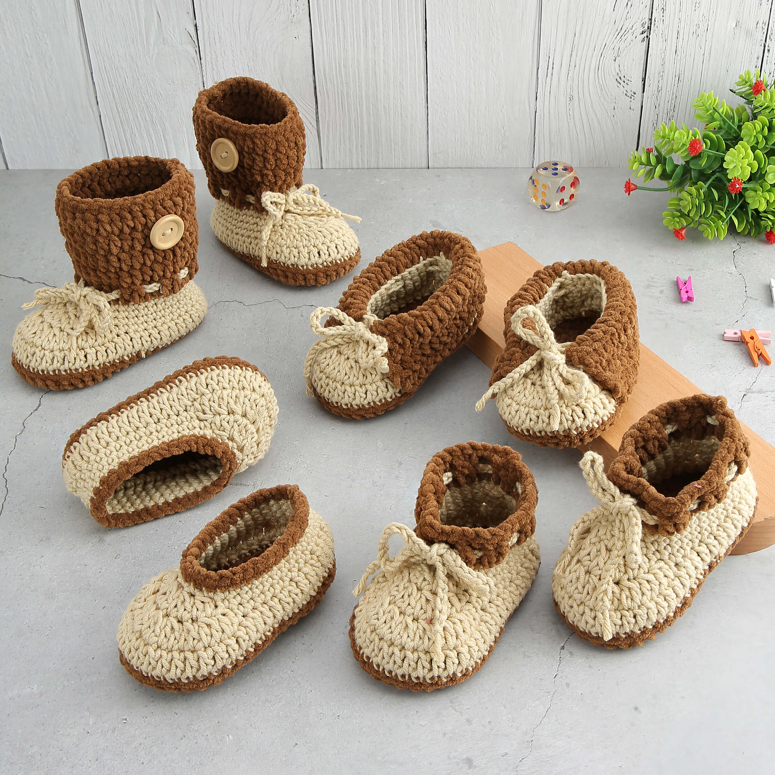 Crochet Kit – Make 4 Adorable Baby Booties