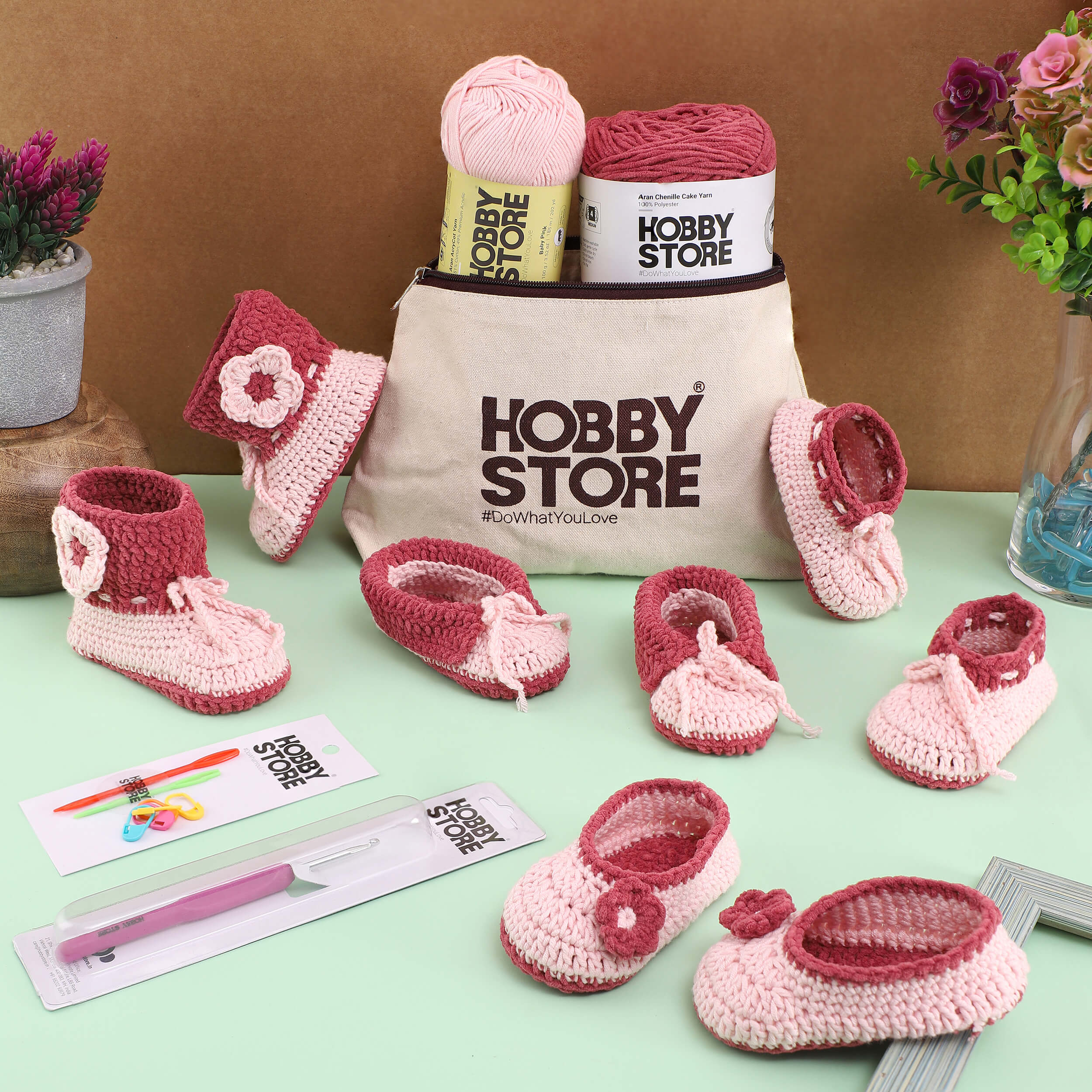 Crochet Kit – Make 4 Adorable Baby Booties