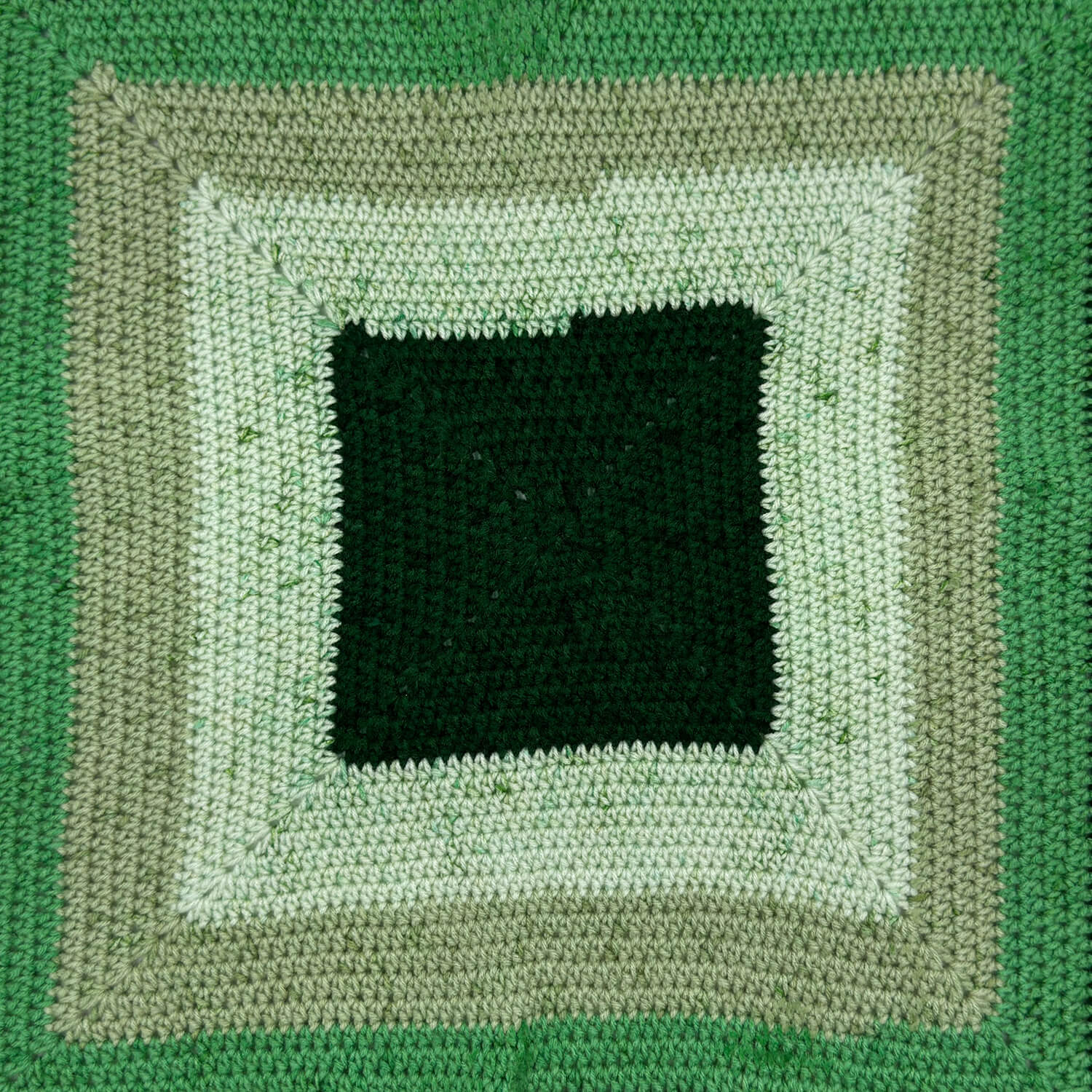 DK Anti-Pill Cake Yarn by Hobby Store - Avocado 4005