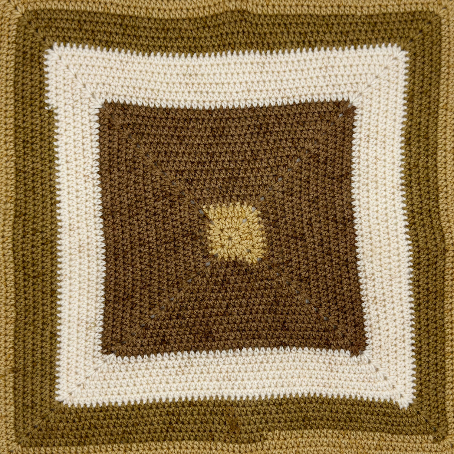 DK Anti-Pill Cake Yarn by Hobby Store - Desert Sand 4024