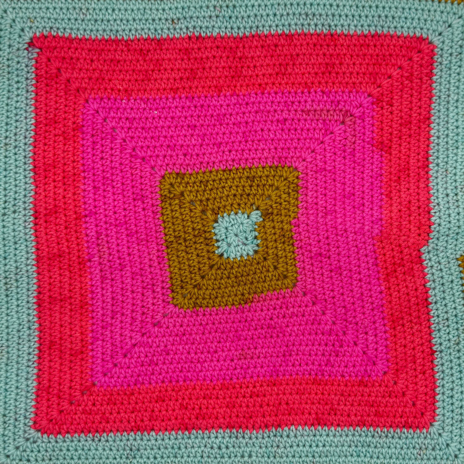 DK Anti-Pill Cake Yarn by Hobby Store - Tints 4017