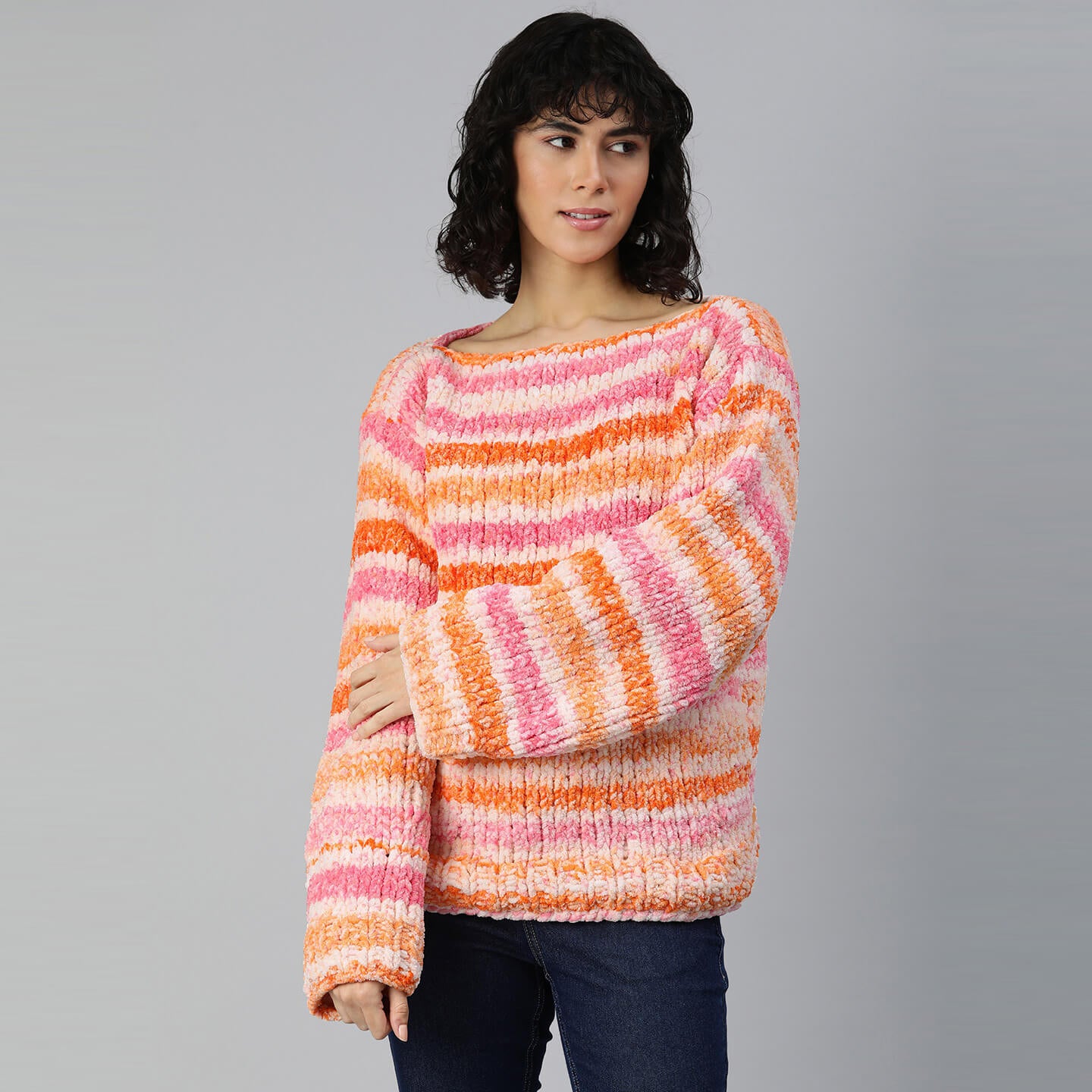 Knitted Soft Chennile Pullover - 3364