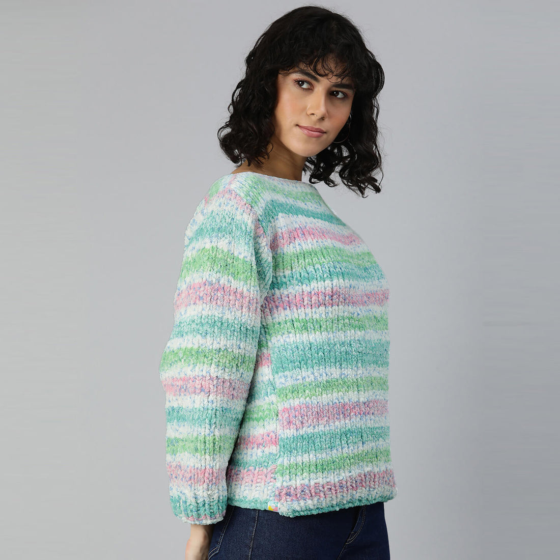 Knitted Soft Chenille Pullover - 3369