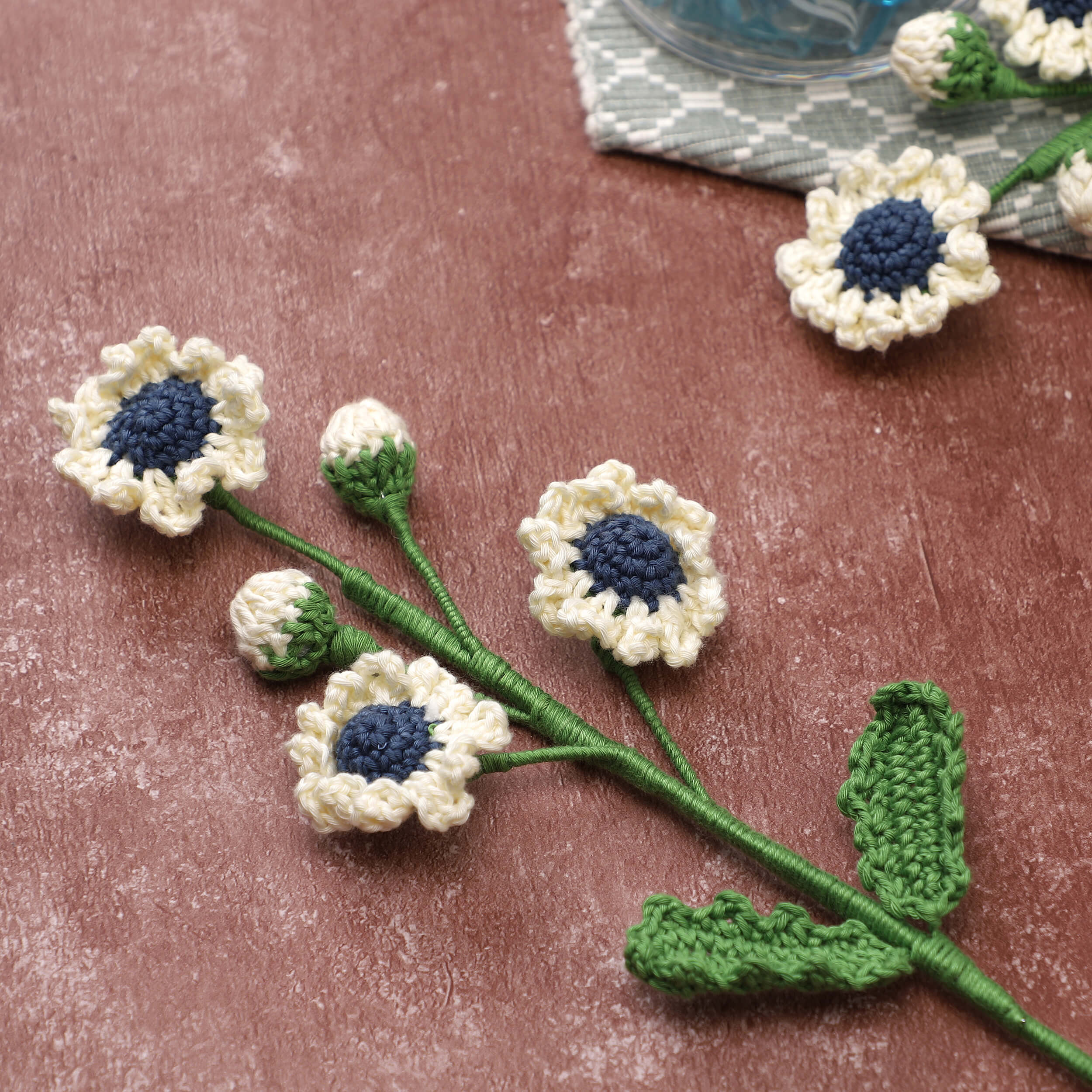 Daisy Branches - Handcrafted Crochet Flowers