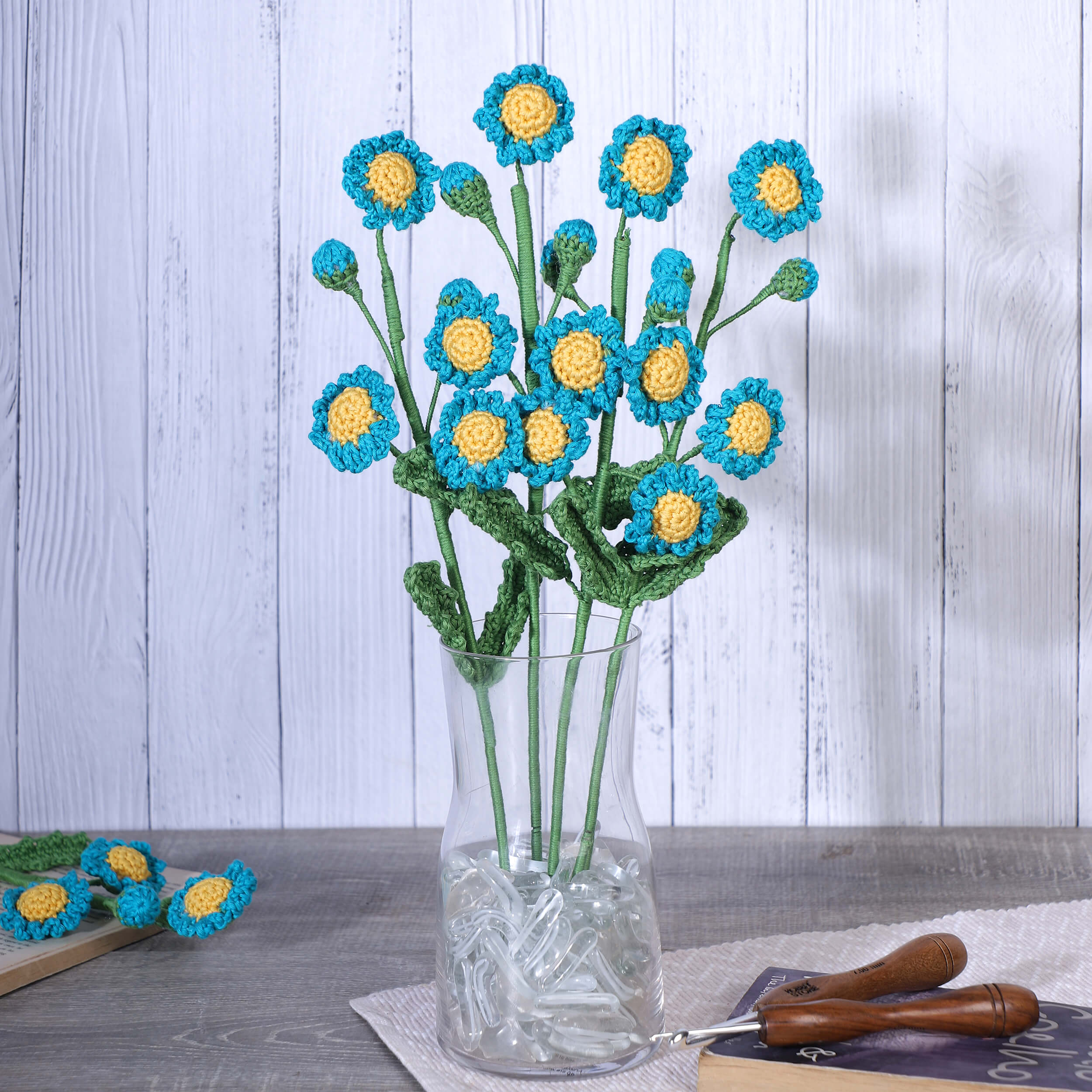 Daisy Branches - Handcrafted Crochet Flowers