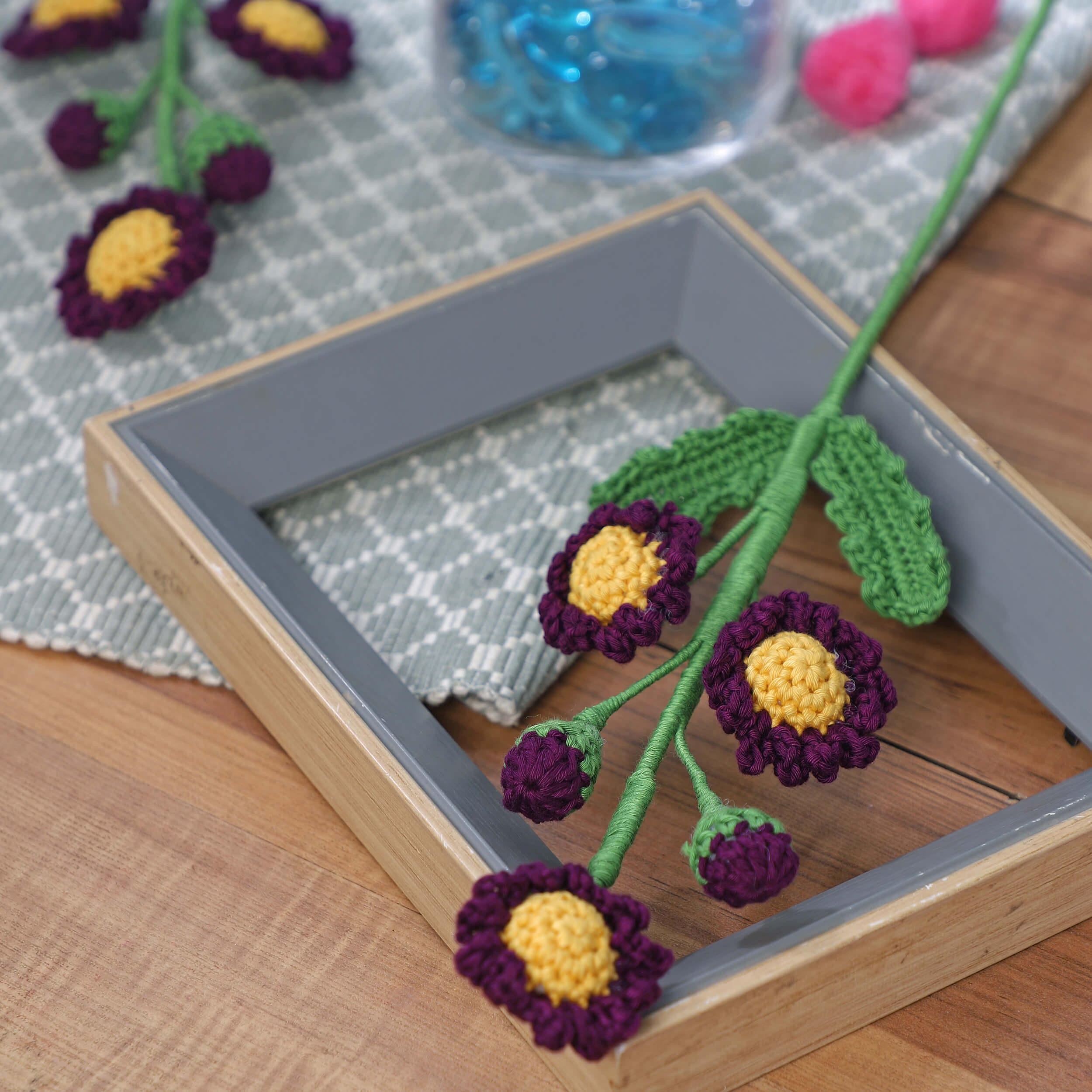 Daisy Branches - Handcrafted Crochet Flowers