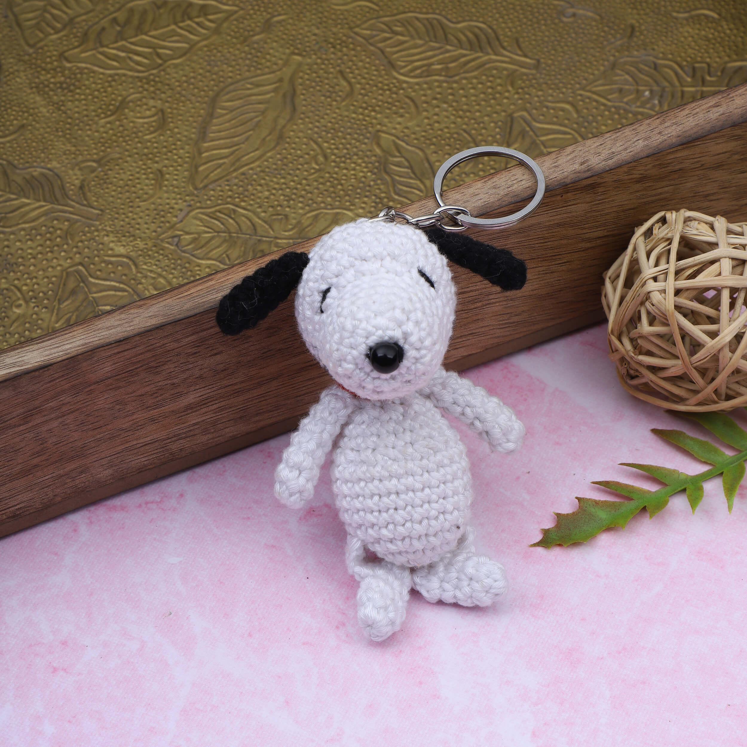 Handmade Amigurumi Snoopy Dog Keychain-White