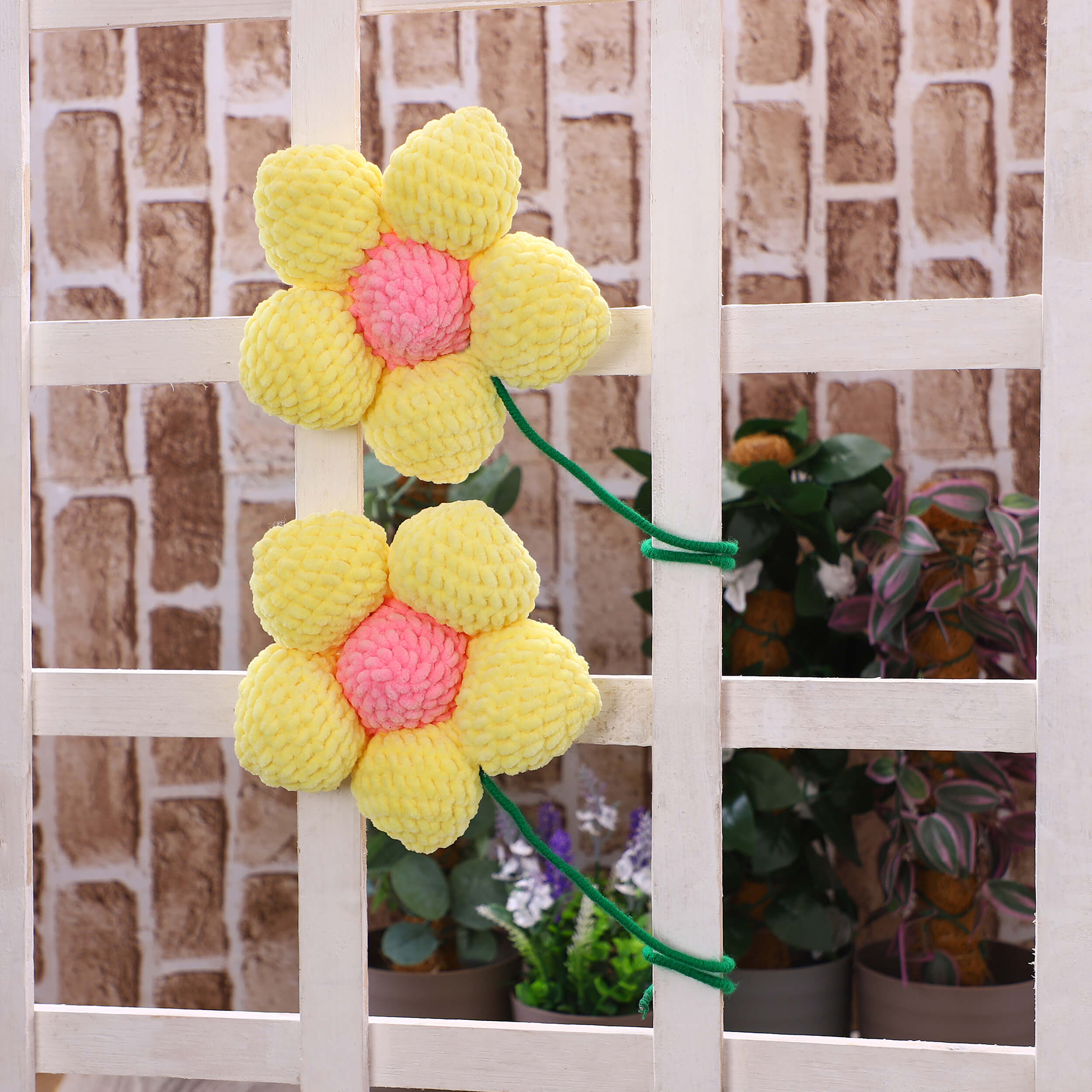 Handmade Amigurumi Flower with Bendable Stem - Yellow/Pink