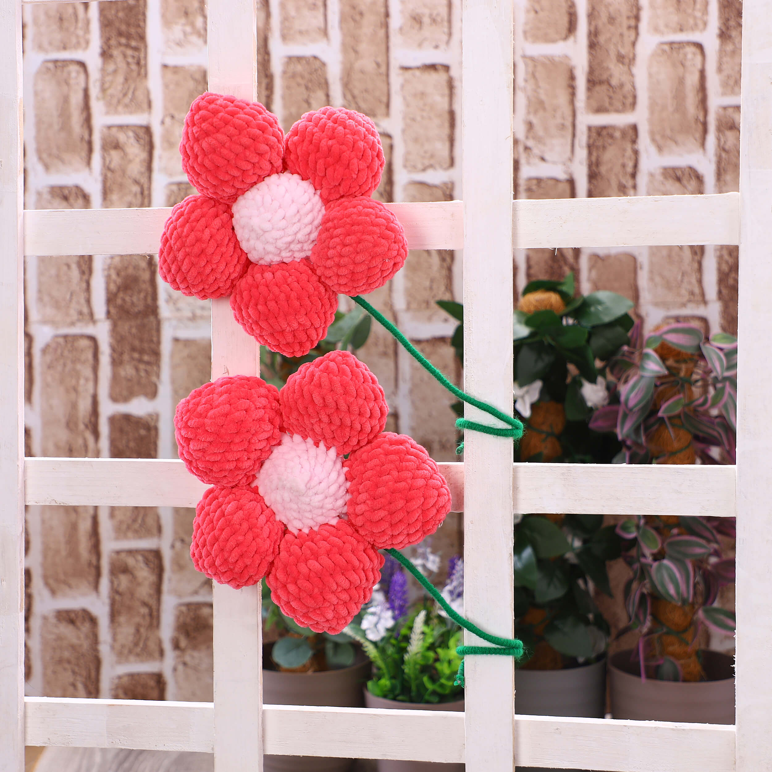 Handmade Amigurumi Flower with Bendable Stem - Fuchsia/Pink