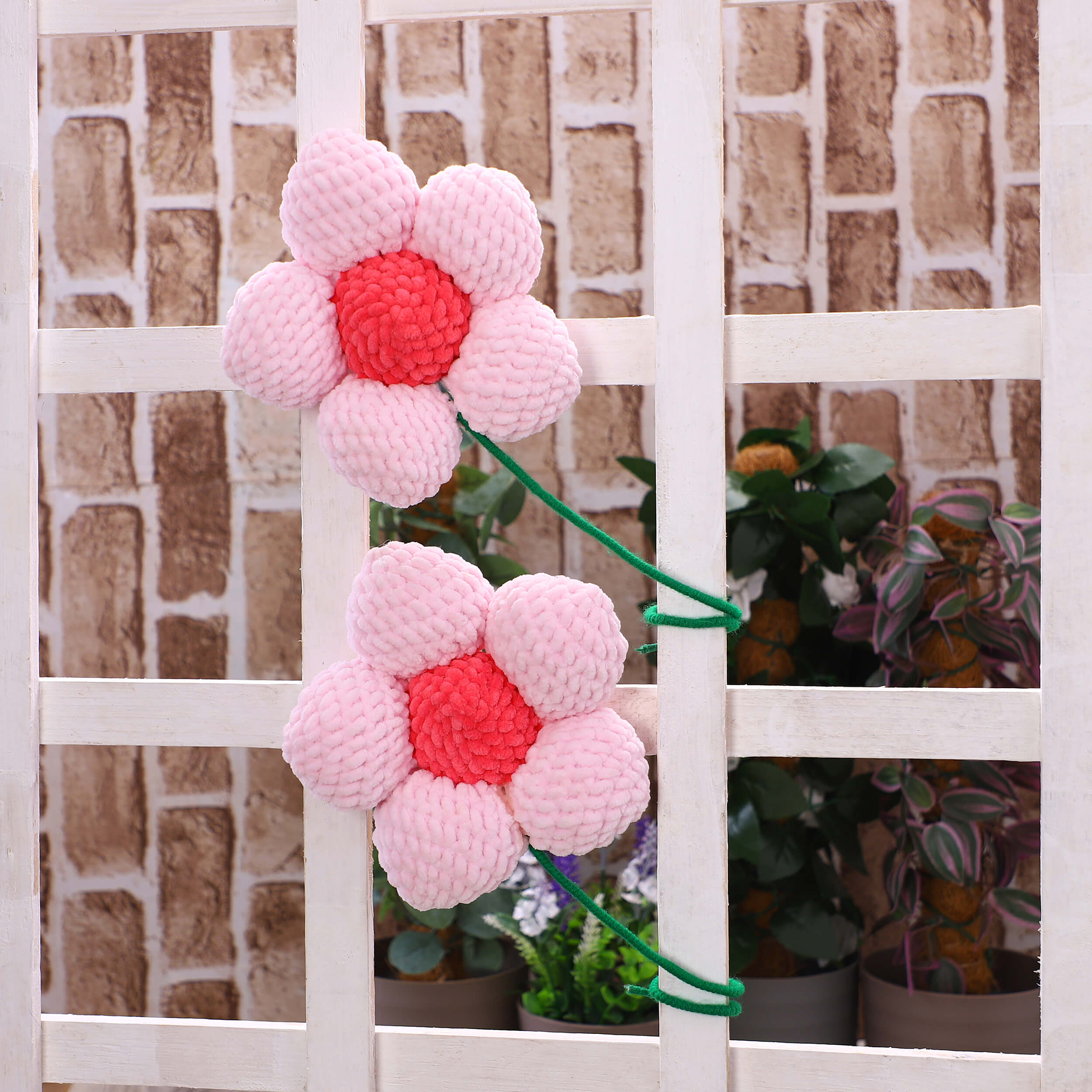 Handmade Amigurumi Flower with Bendable Stem - Pink/Fuchsia