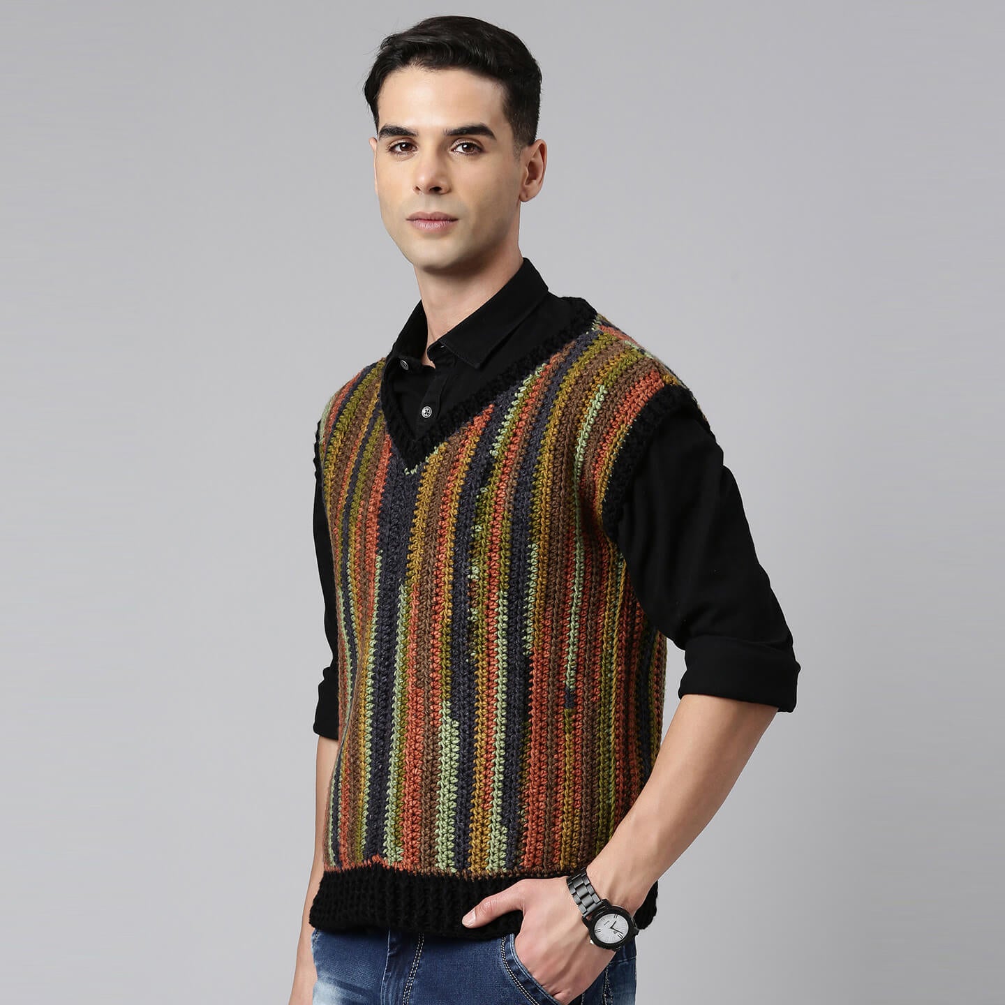 Mens Woollen Sleeveless Pullover - 3365