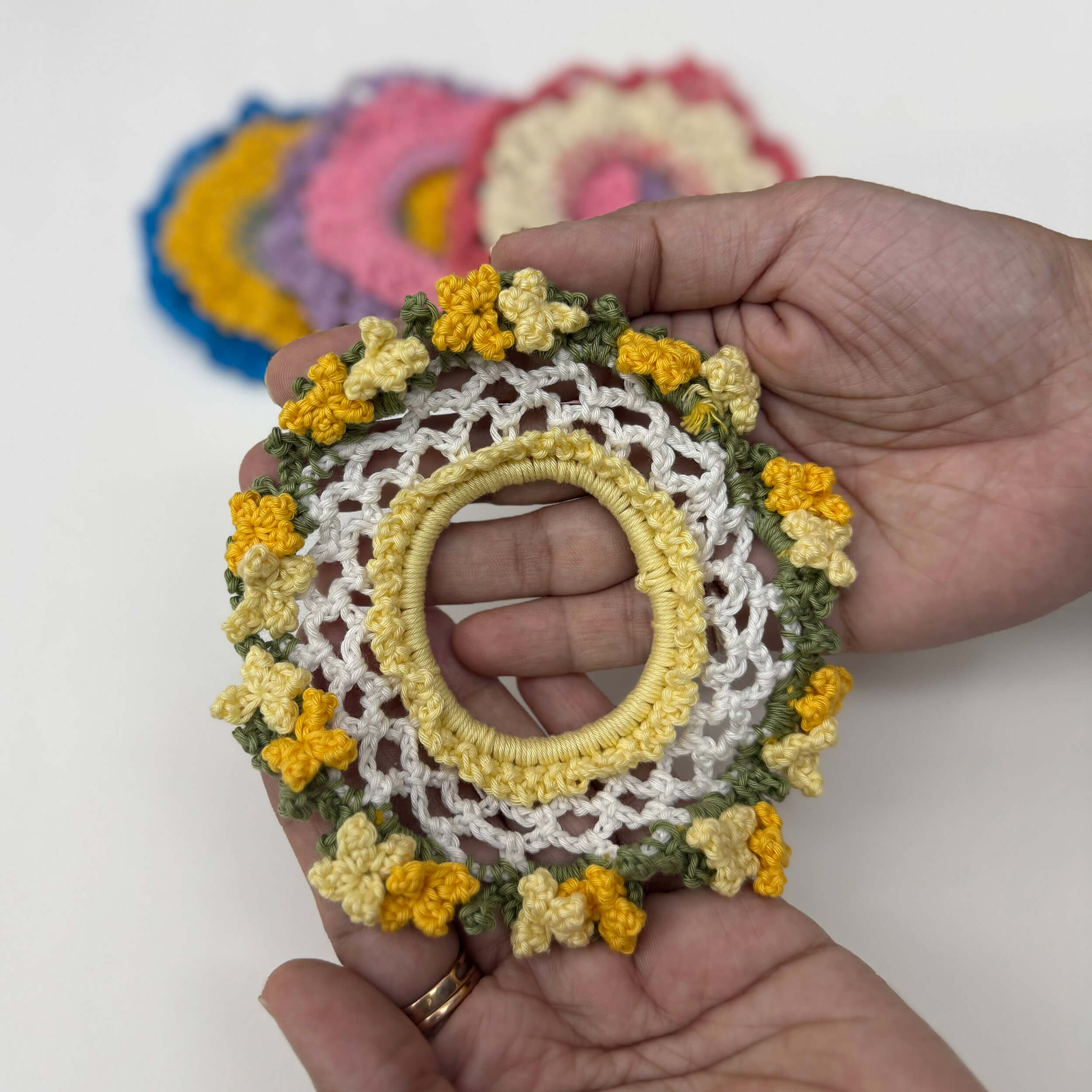 28 Feb | Scrunchie Workshop - Magic Makers (Offline, Mumbai)