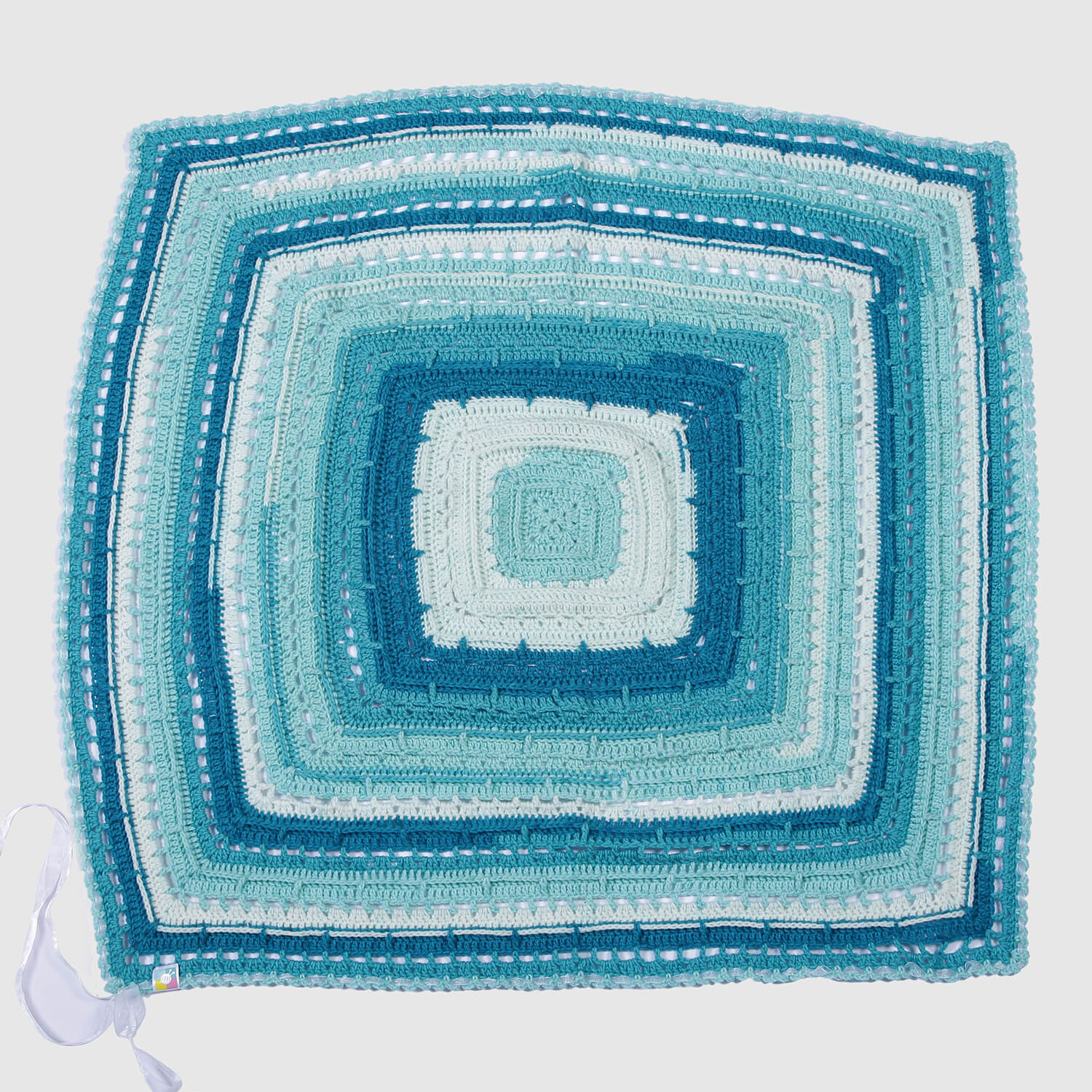 Sea Hues Tile Blanket Pattern