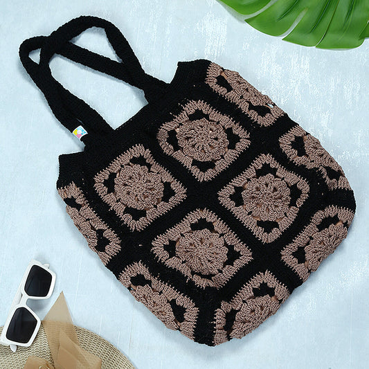 Crochet Handbag with lining and zipper - Black 3241