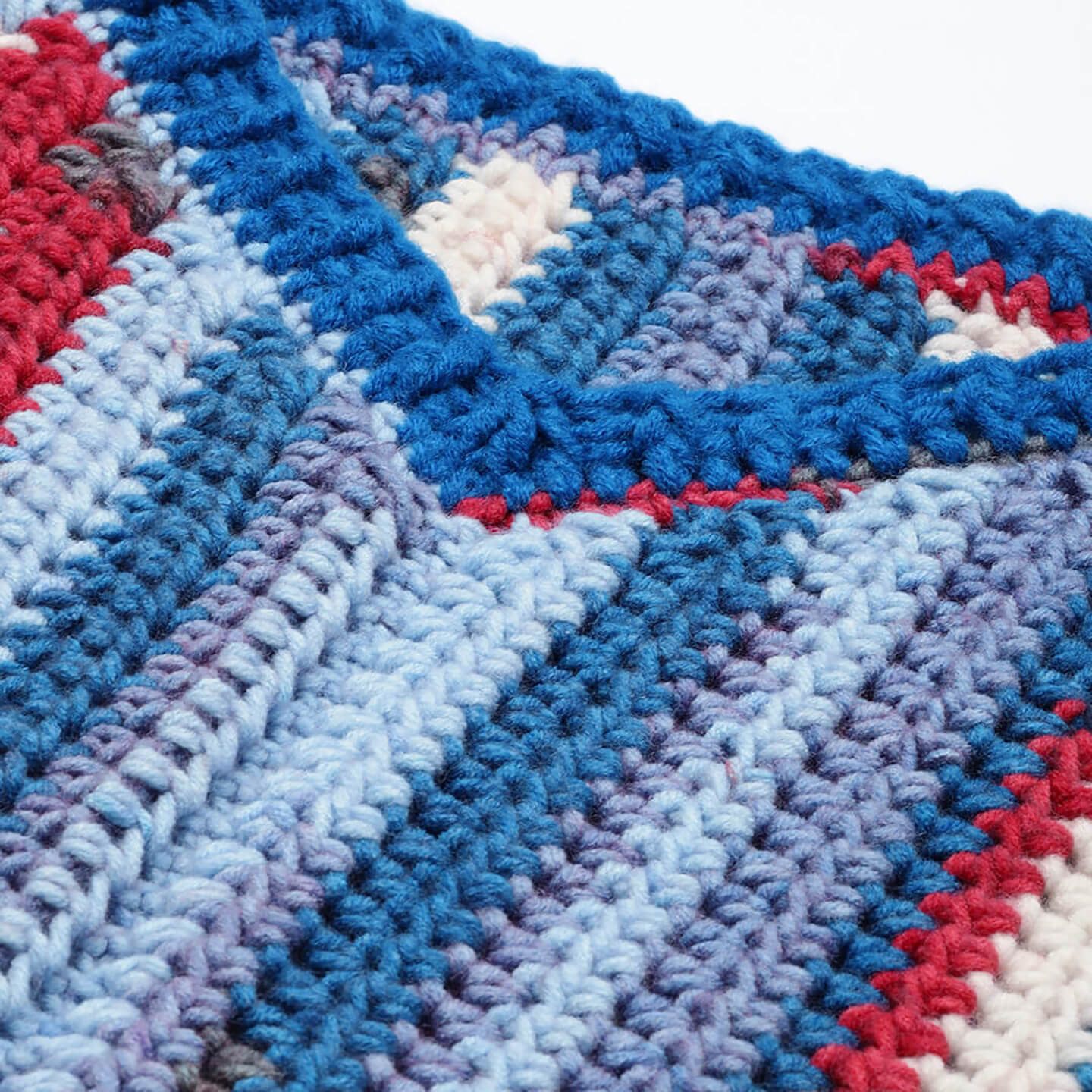 Mens Woollen Sleeveless Pullover 3318 – Magic Needles