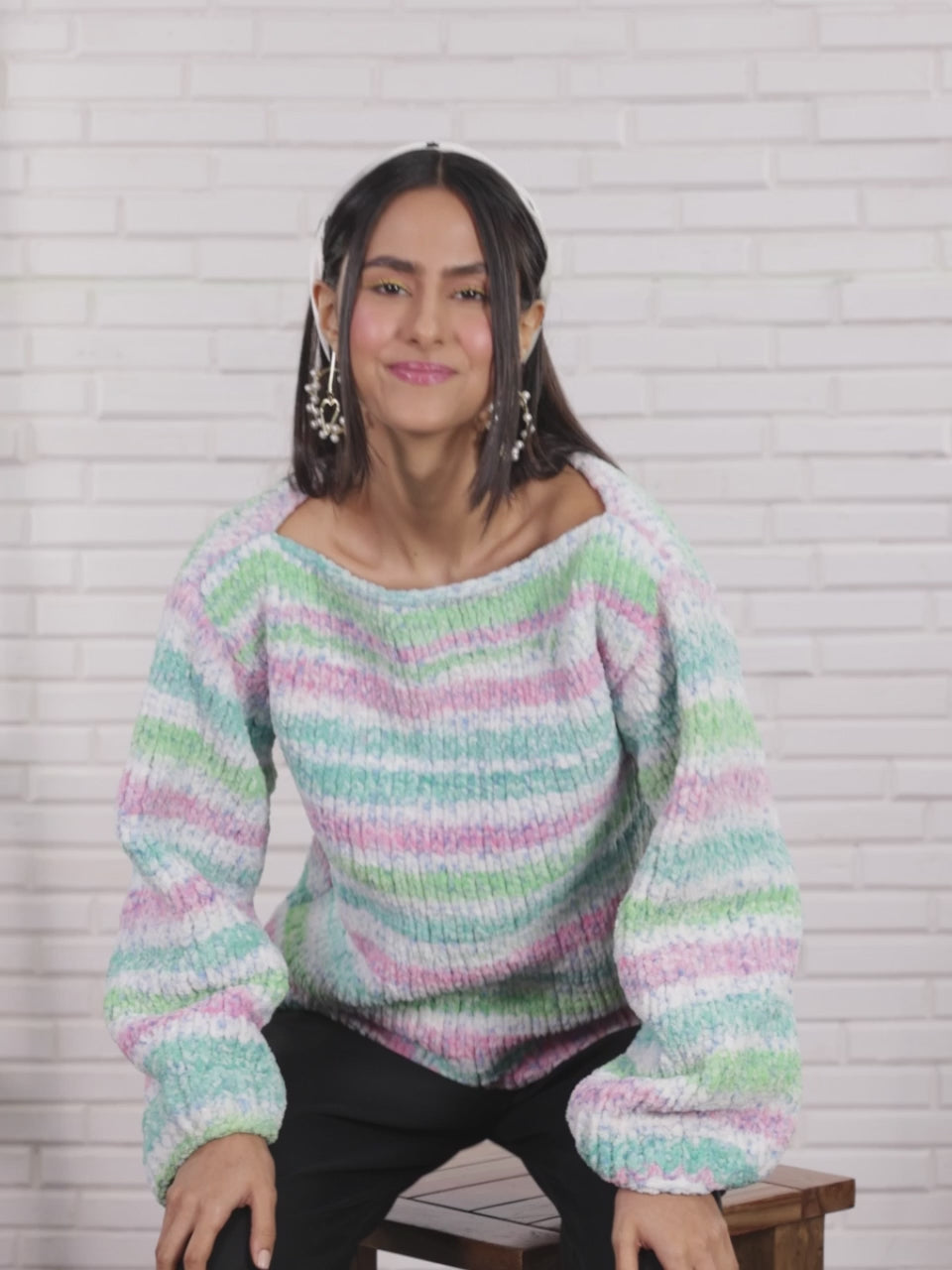 Knitted Soft Chenille Pullover - 3369