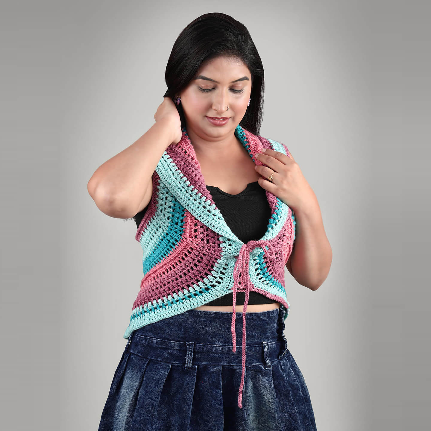 Handmade Sleeveless Jacket - 3100